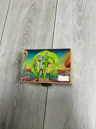 Preview pic of Rick and Morty small rolling matching set 3