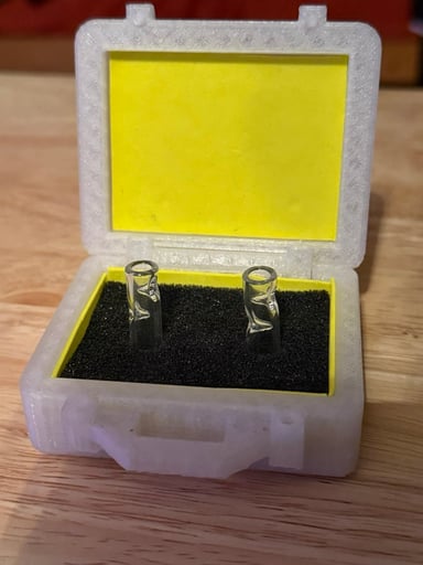 Preview pic of Glass Tips (x2)