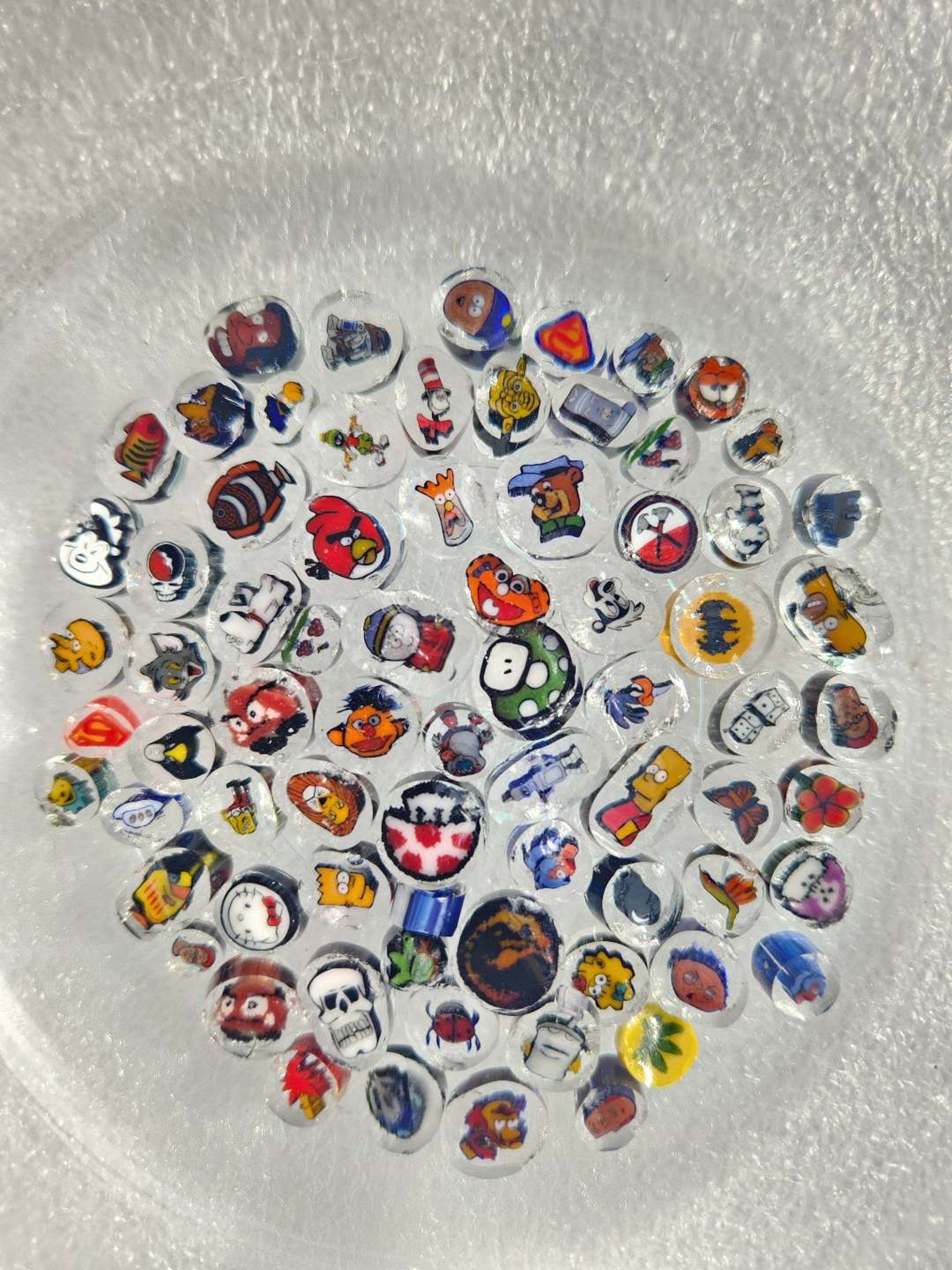 Preview pic of 43 gram RAW cartoon millie chip lot