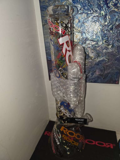 Preview pic of RooR Logo'd Out