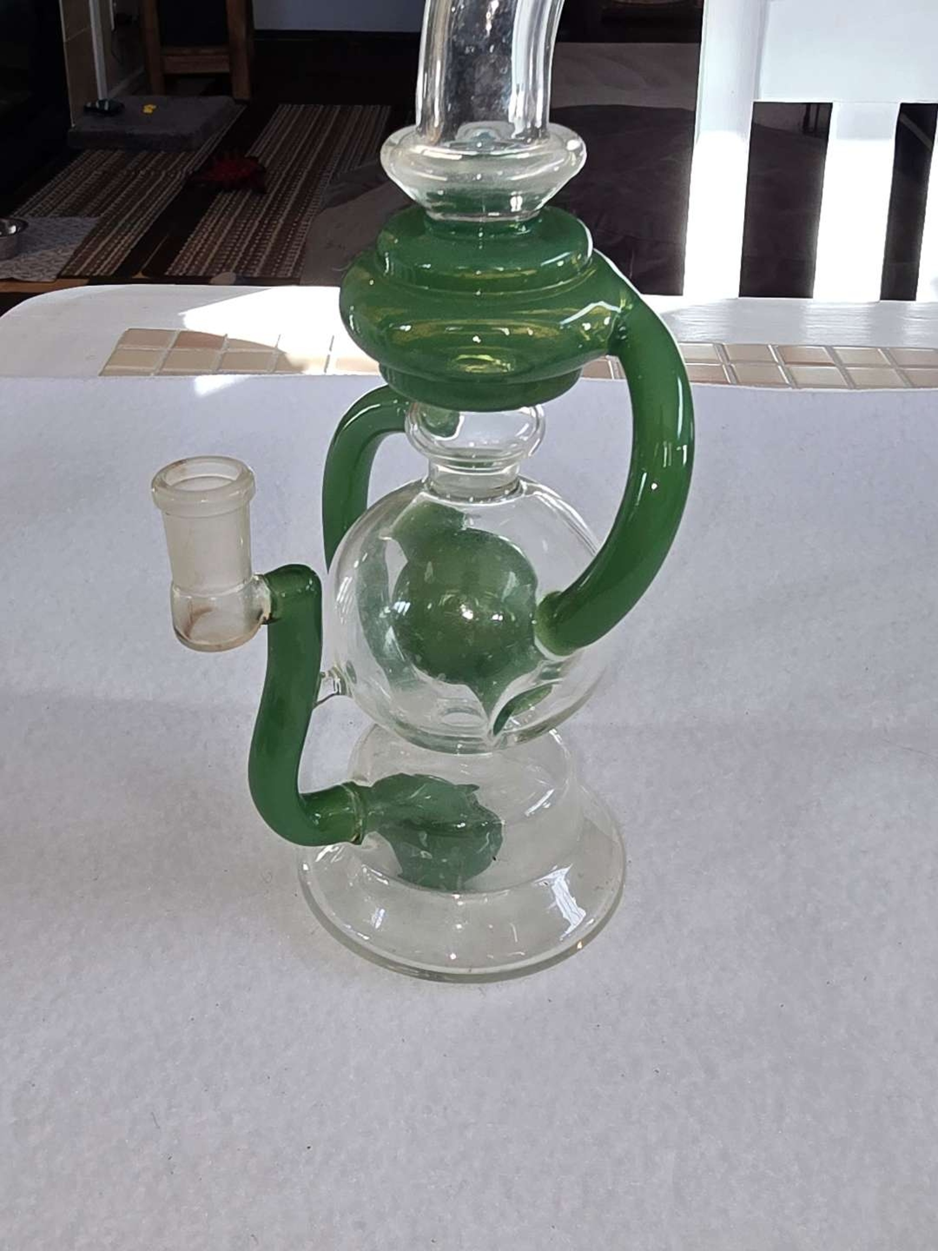 Preview pic of Medium-Sized Green Recycler