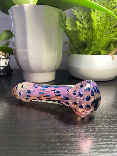 Preview pic of Glass pipe Gold and silver fumed