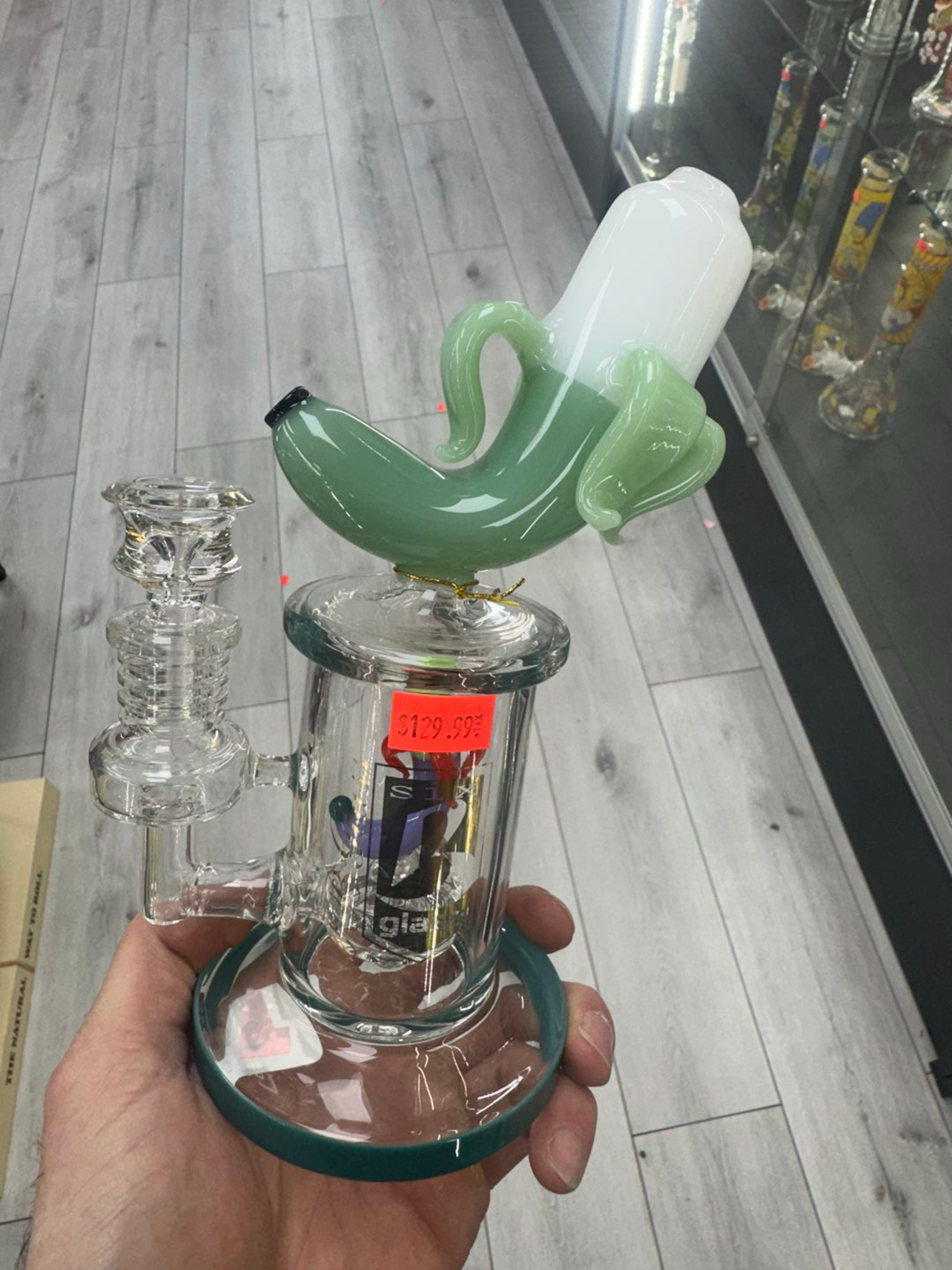 6 b glass banana rig image 0