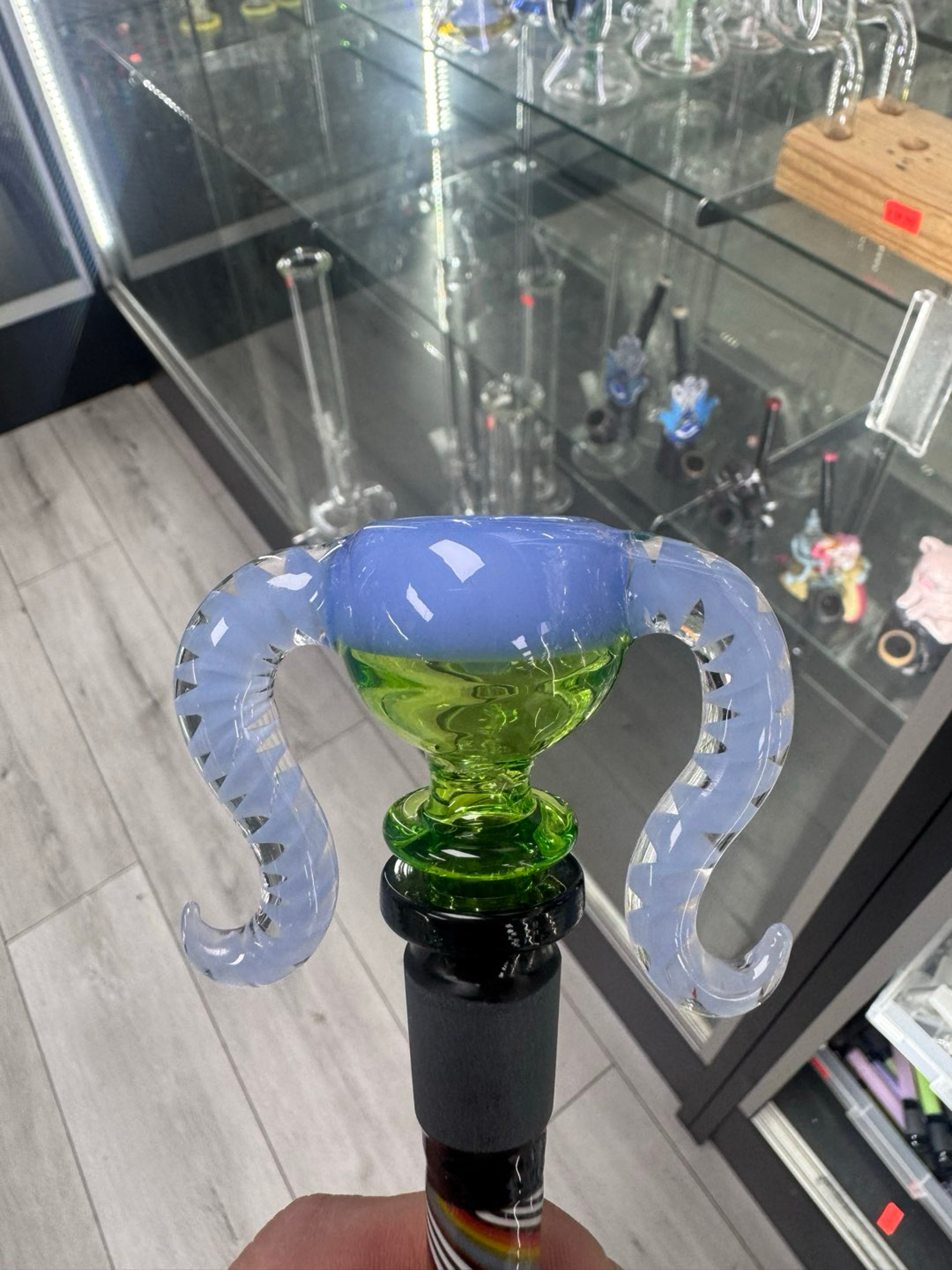 Mk glass 14mm slide 6 image 0