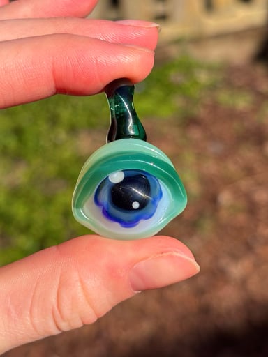 Preview pic of Eye Pendant