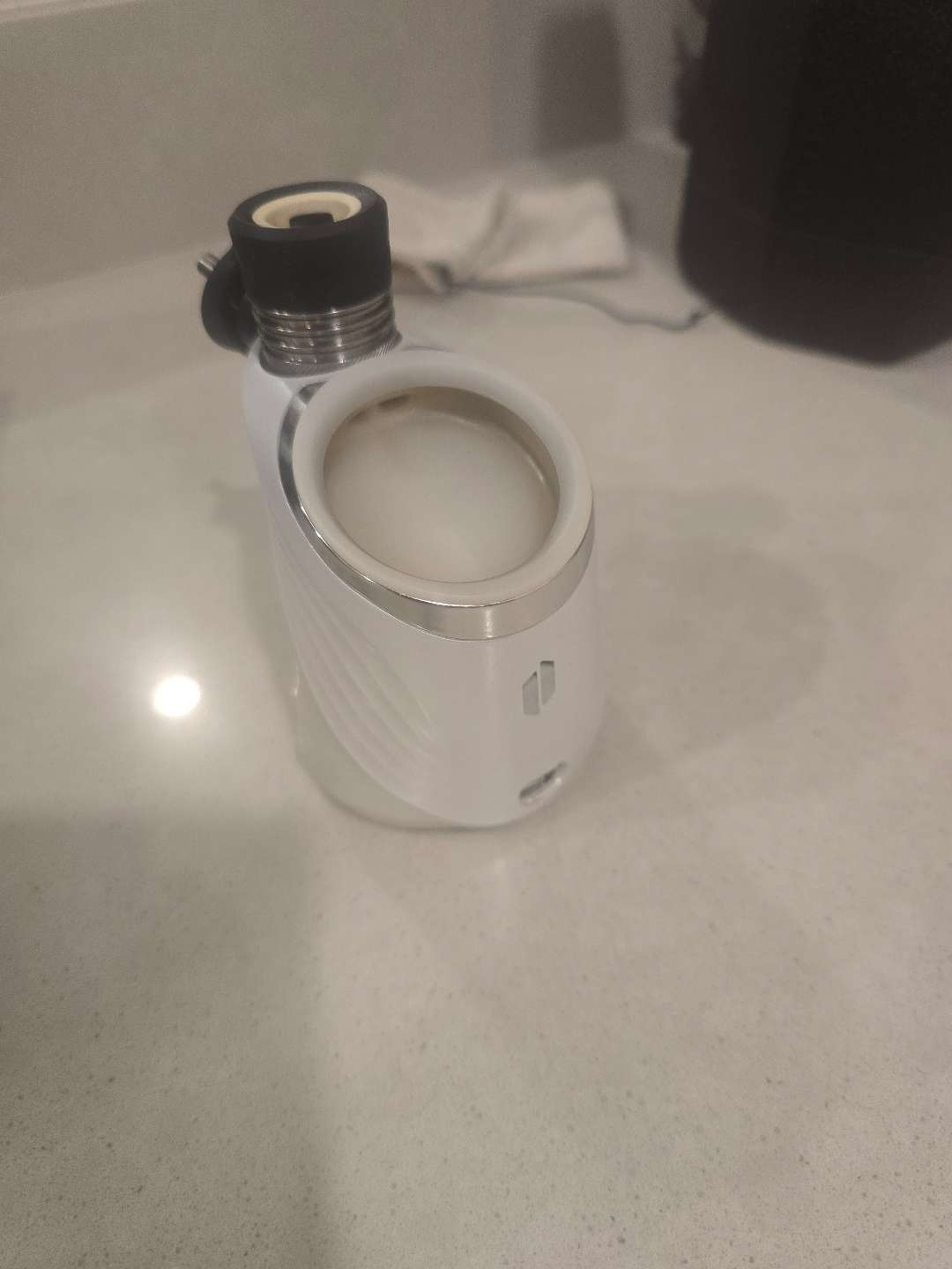 Preview pic of Puffco Peak Pro 3DXL w/ Ryan Fitt v2 Recycler (travel bag + dab tool included)