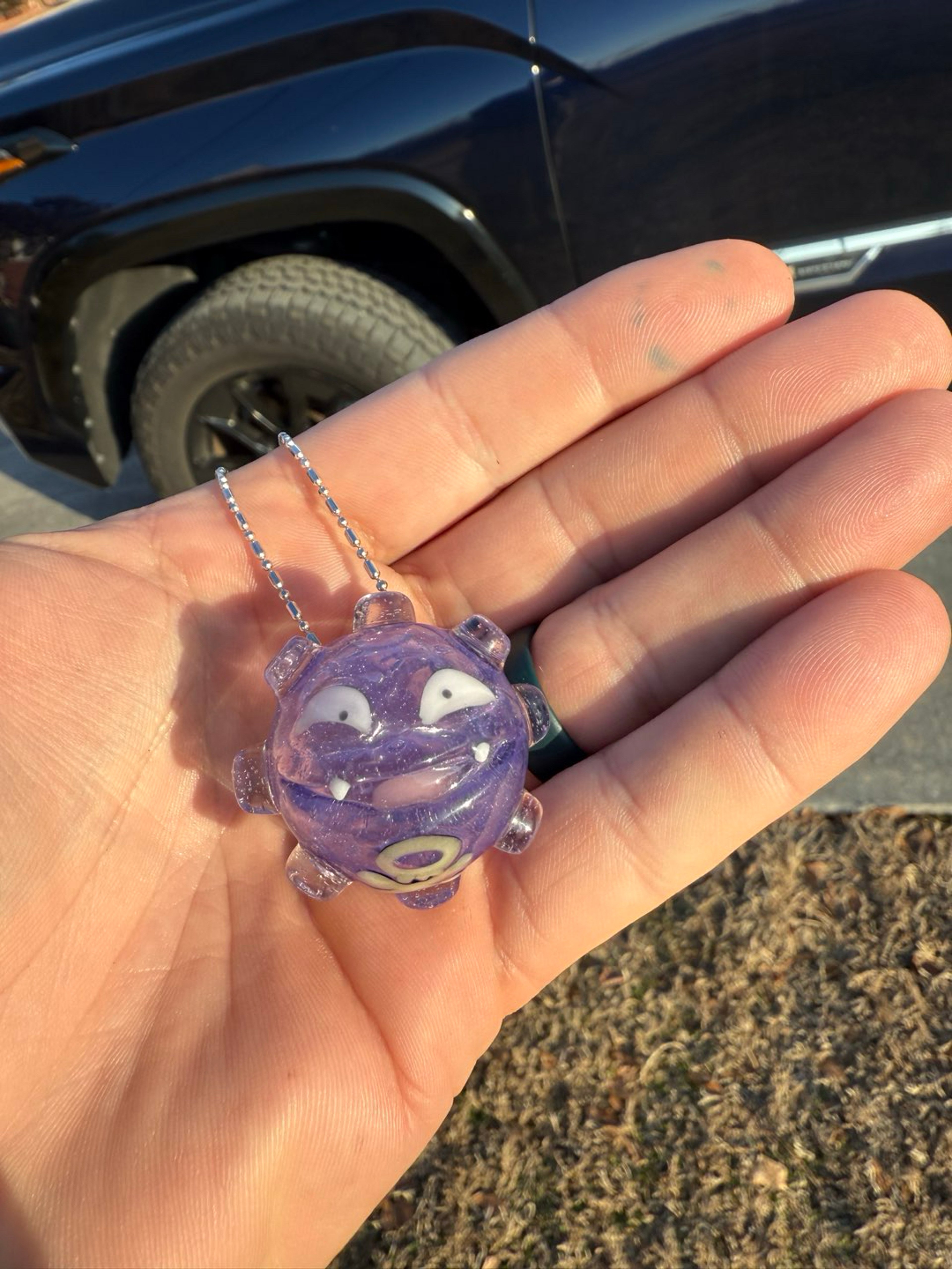 Preview pic of Saiyan Glass Koffing Pendant