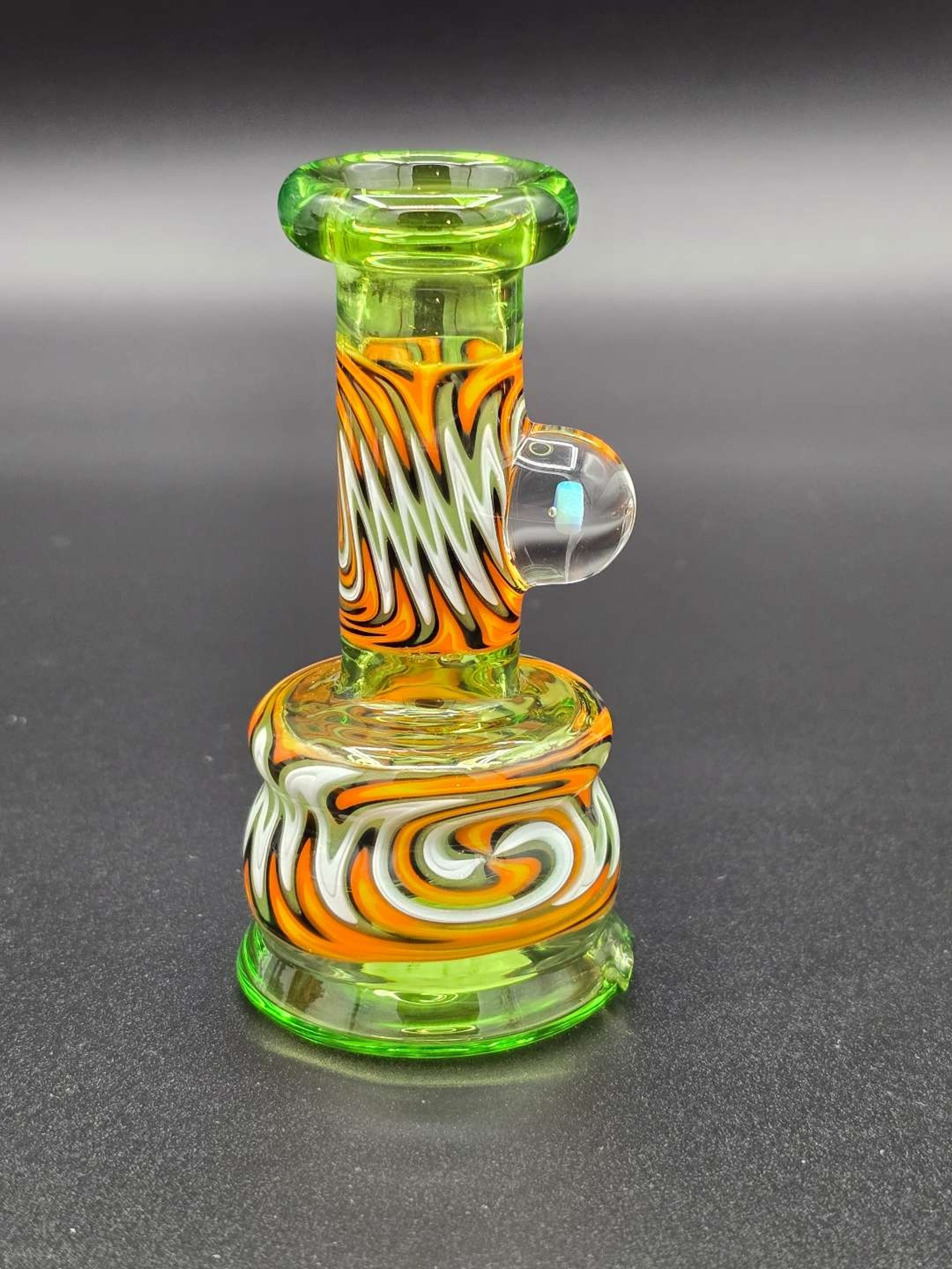 Preview pic of Fluorescent Green Puffco Dry Top