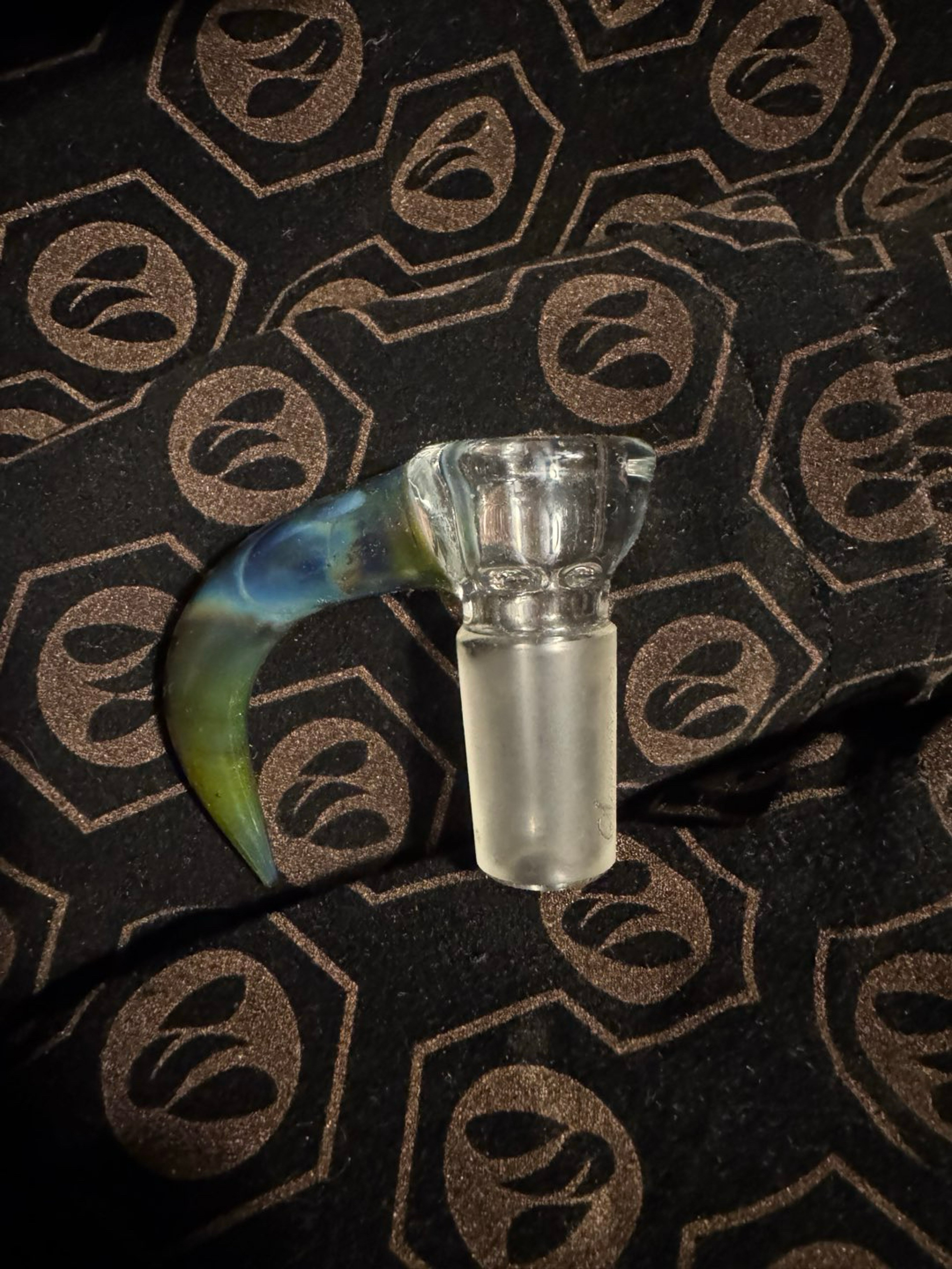 Preview pic of PA MYSTERY ADVENTURINE slide