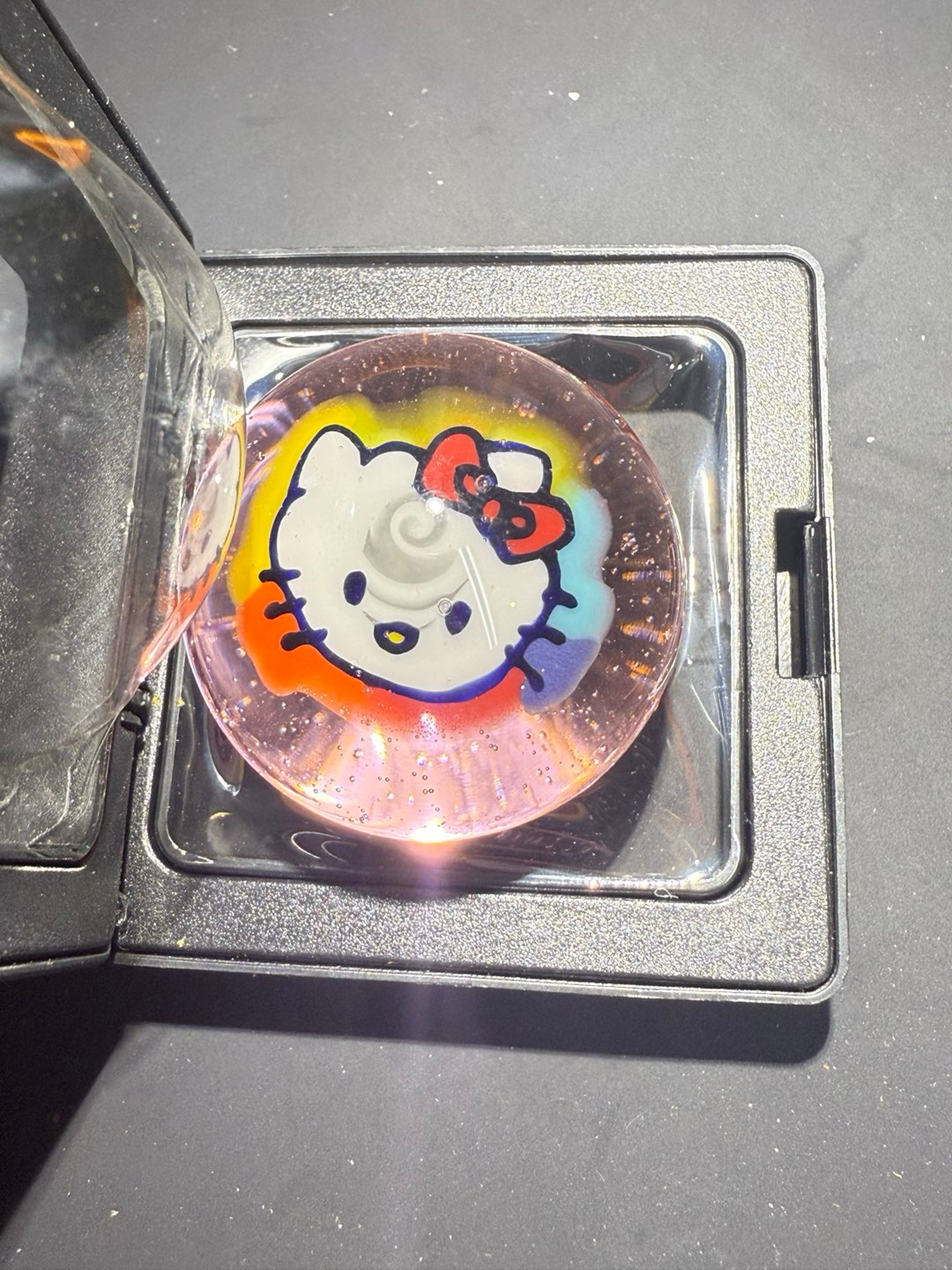 HELLO KITTY by Punty glass image 0
