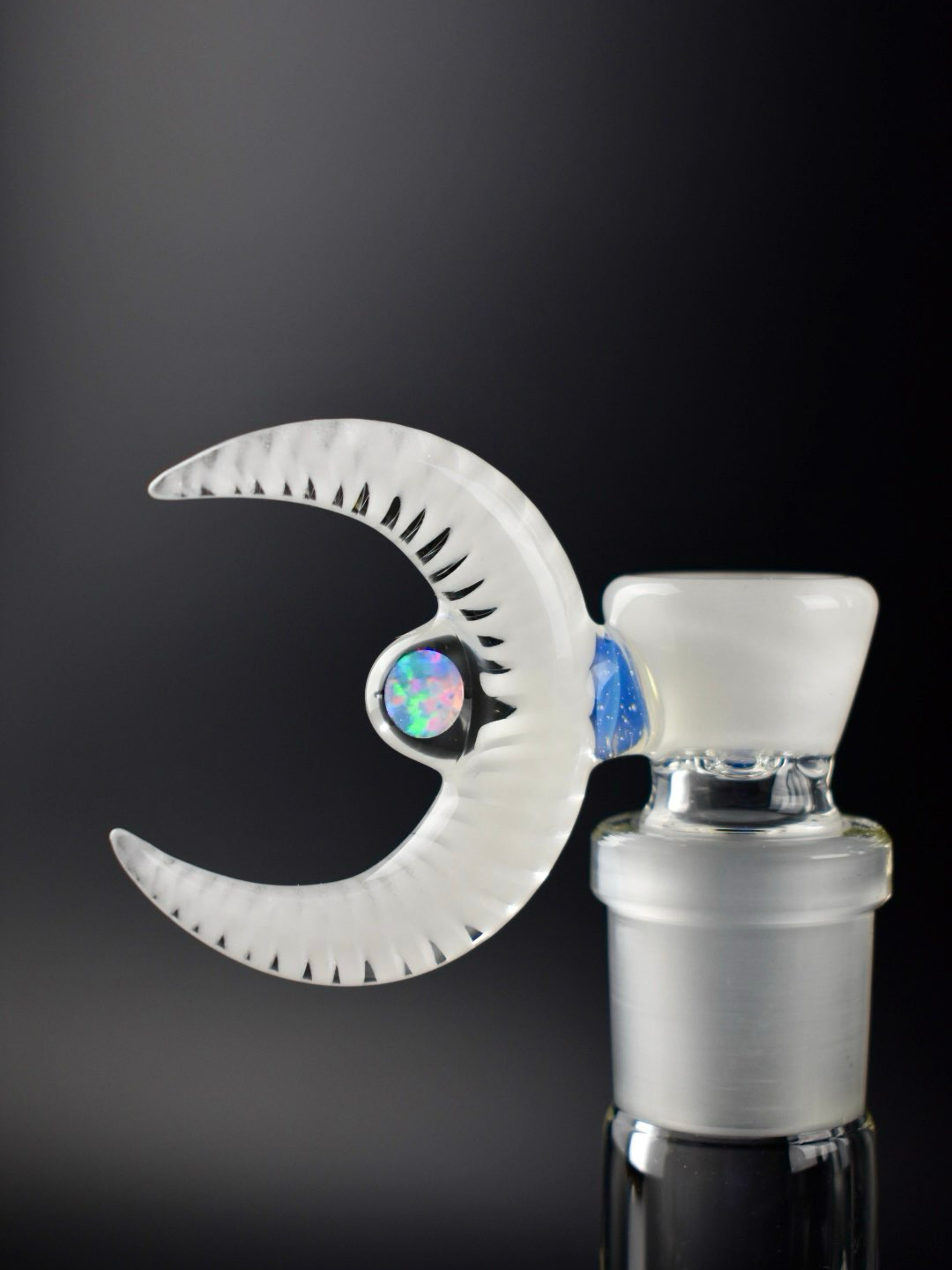 Preview pic of Elmolloboro UV White Satin slide