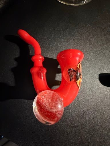 Preview pic of Bumble glass chillum