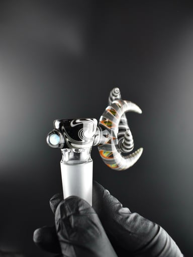 Preview pic of Elmolloboro hugging B&W Bipolar