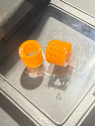 Preview pic of Lyons glass bead set orange