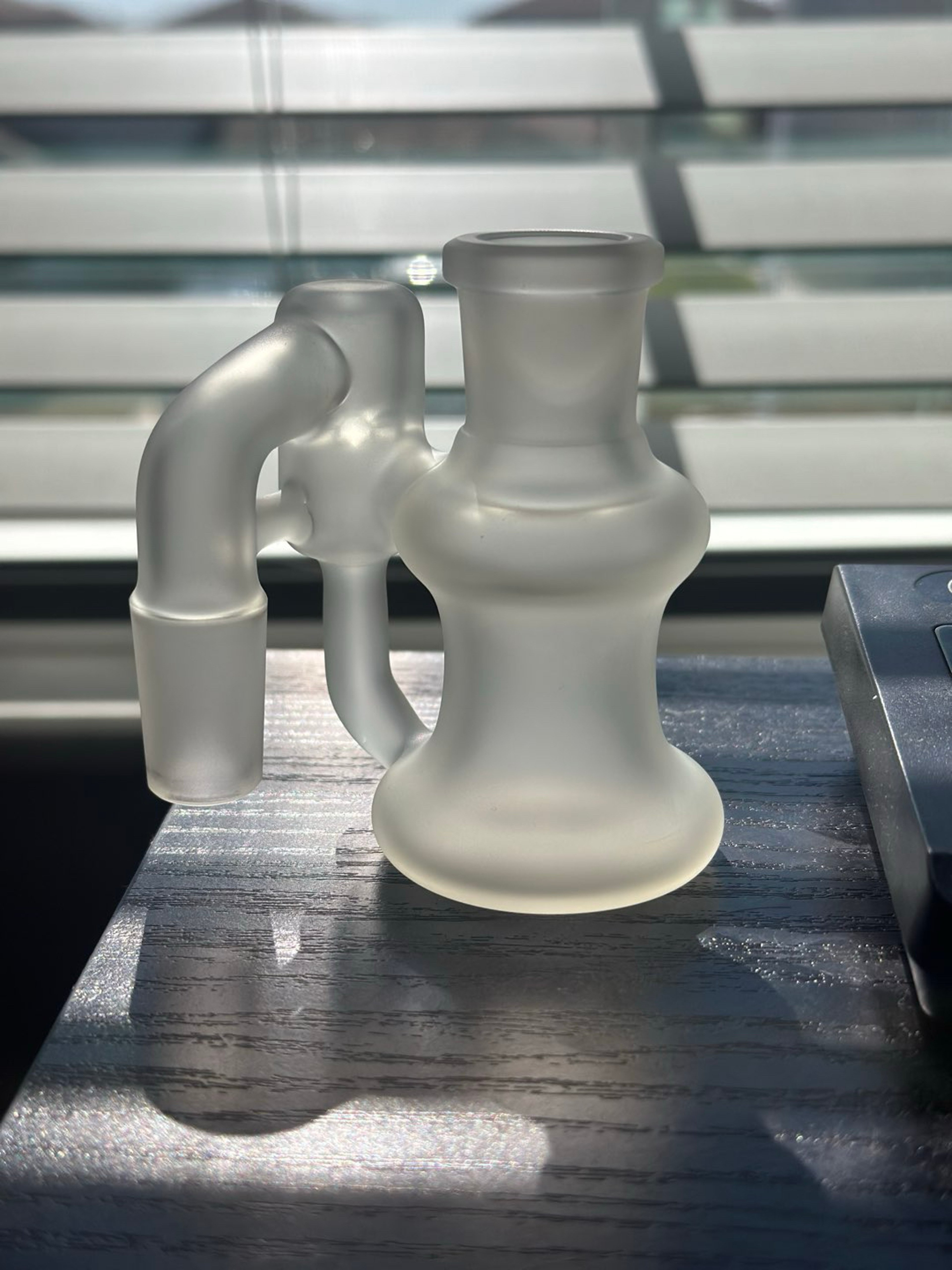 Preview pic of BackHome Glass Sandblasted Ash Catcher