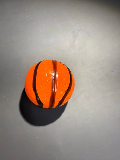 Preview pic of Hoobs glass basketball