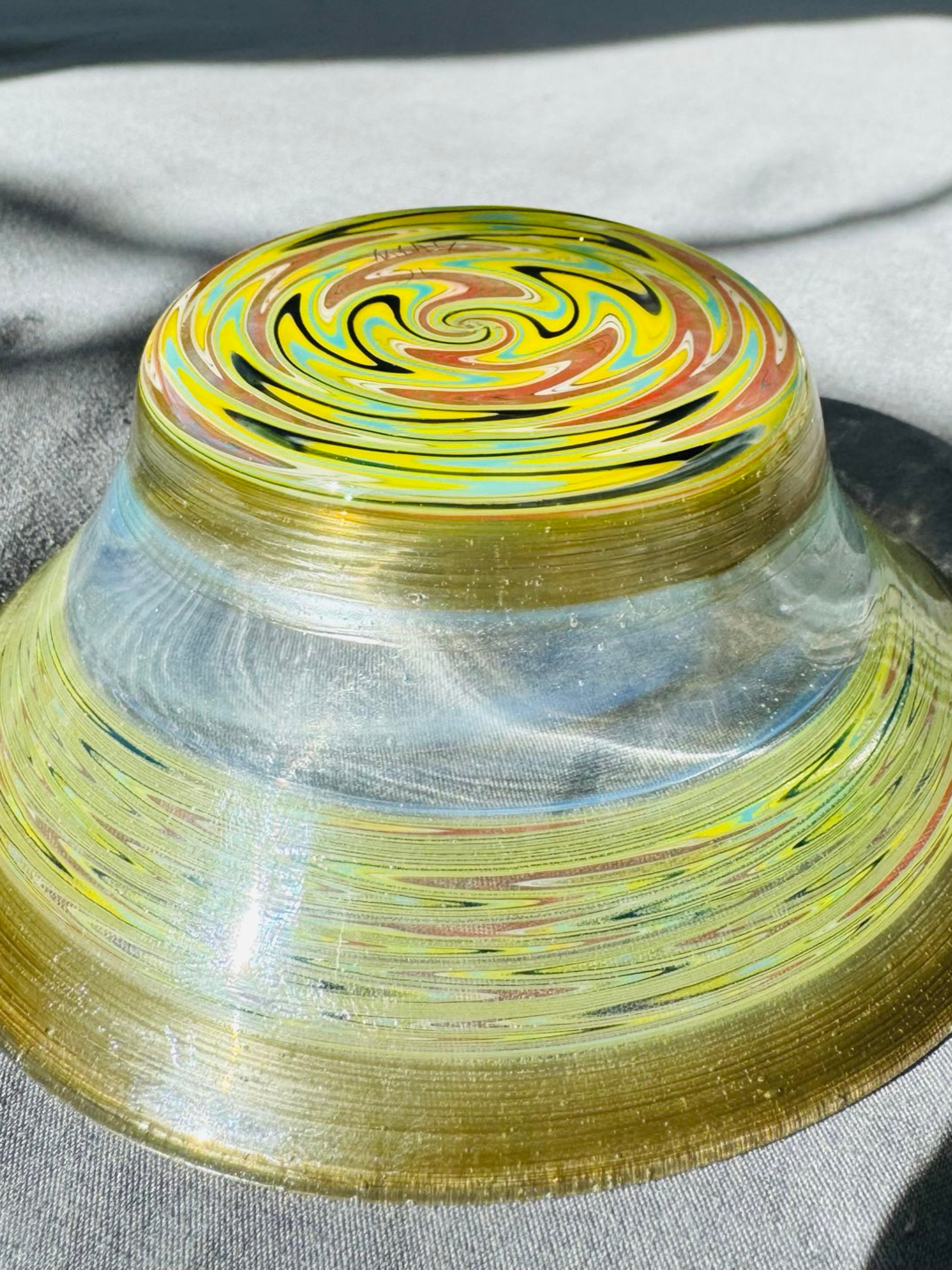 Preview pic of 🔥MULTI-SECTION UV WIG-WAG DEEP DISH HEADIE AF SERVING DISH/ SEPARATION TRAY 🤯