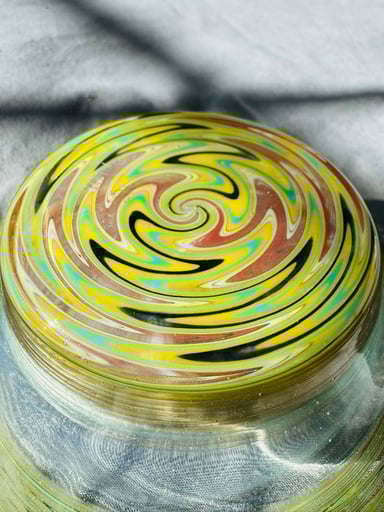 Preview pic of 🔥LG MULTI-SECTION UV WIG-WAG DEEP DISH HEADIE AF SERVING DISH/ SEPARATION TRAY 🤯