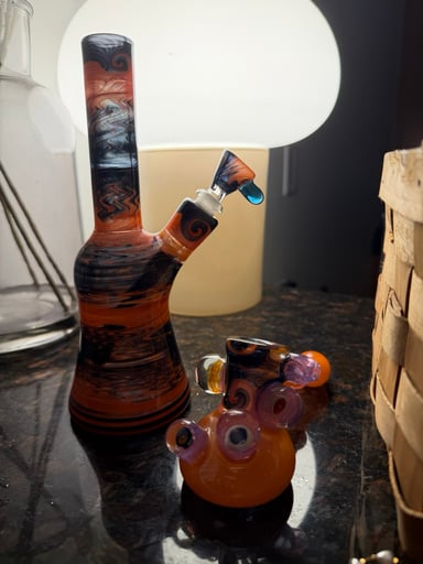 Preview pic of SLOB glass tube and hammer set