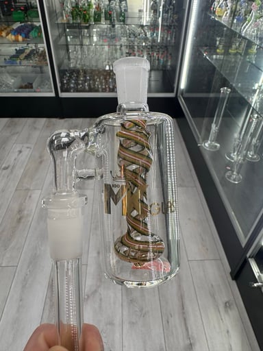 Preview pic of Mk glass 14/14 ash catsher 2