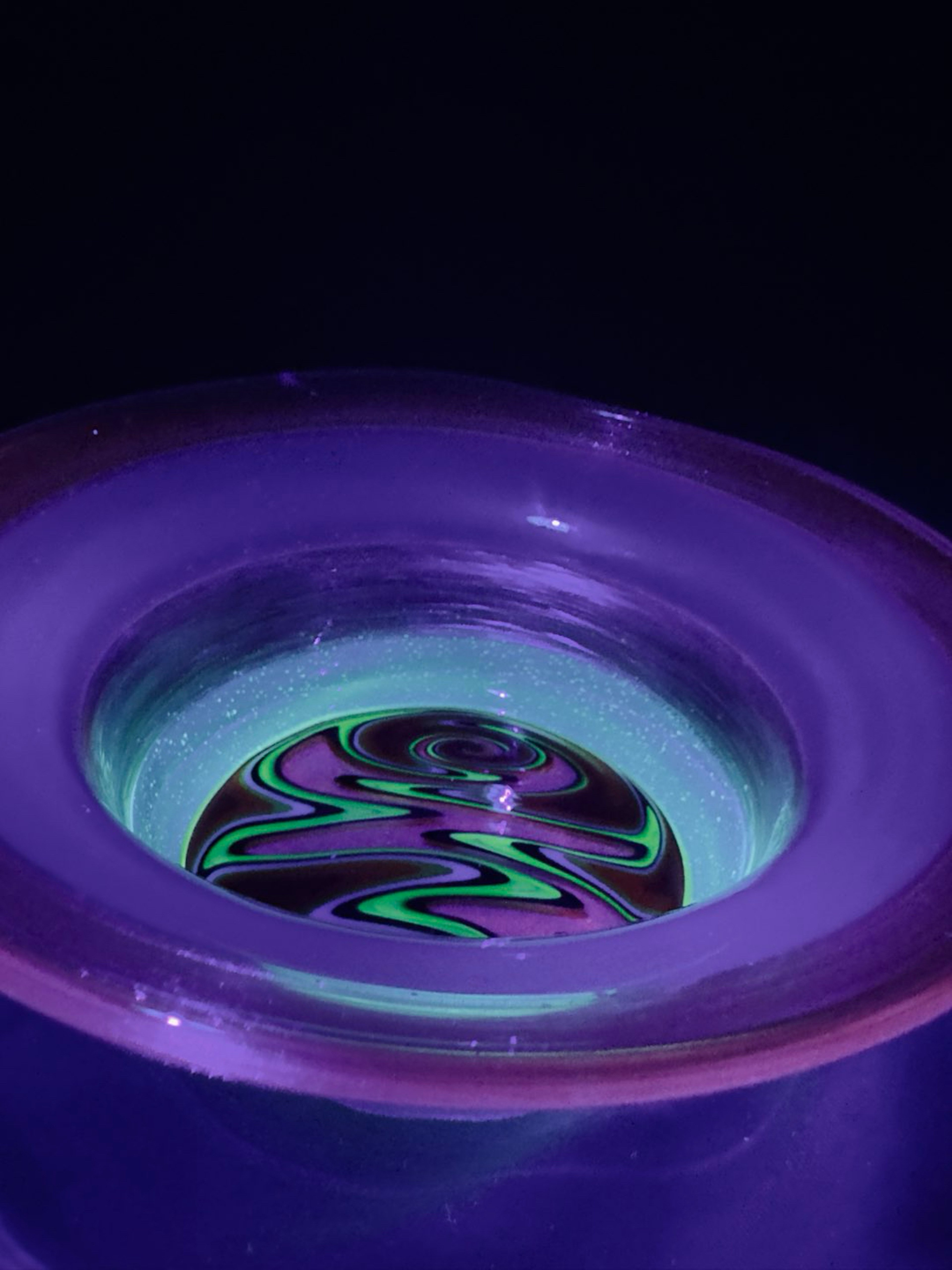 Preview pic of 🤯EXTREMELY RARE 🤯LG ELECTRUM UV WATERMELON CUSTOM HEADIE DISH🤯