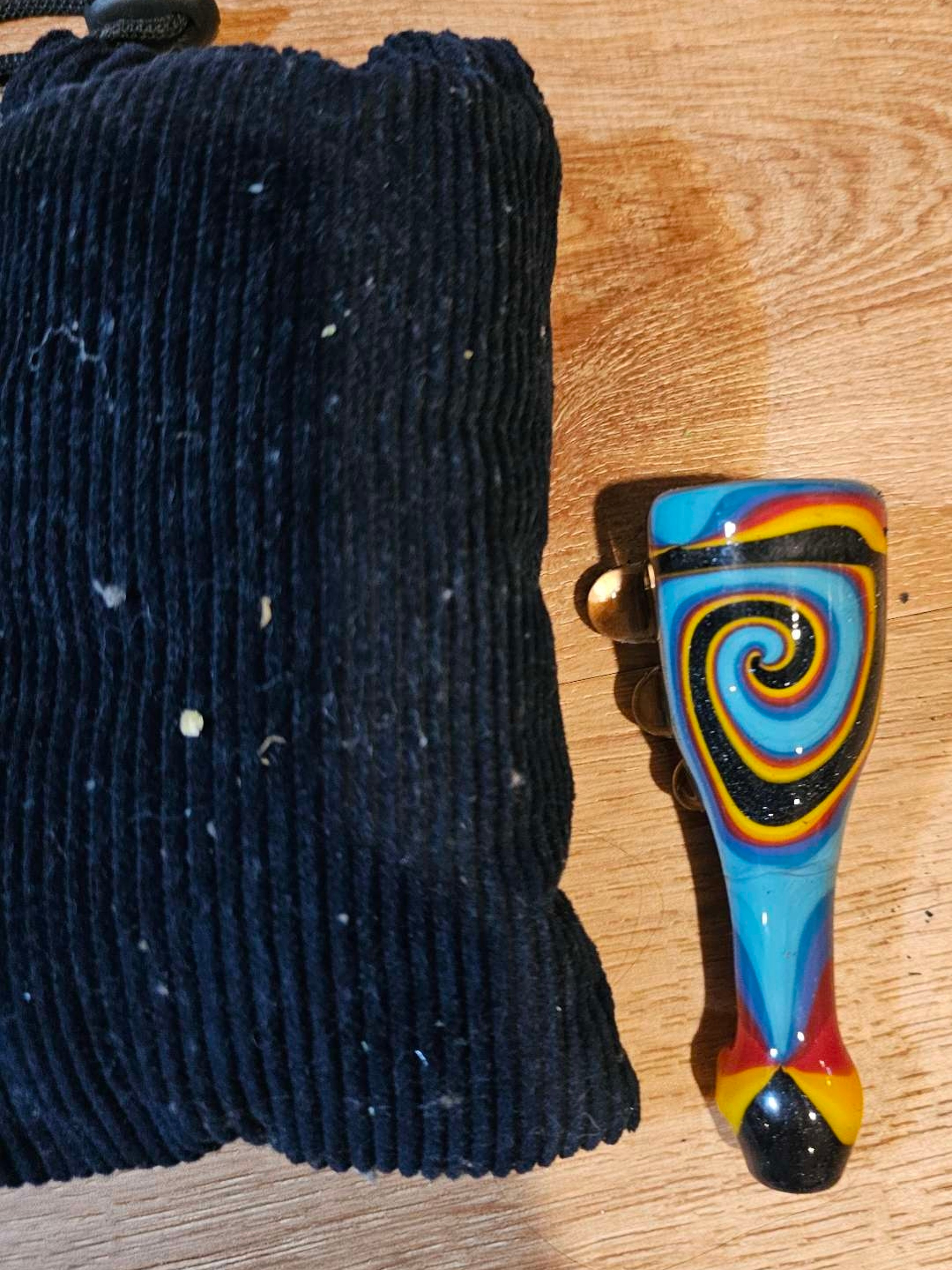 Preview pic of Traditional Native American Chillum glass