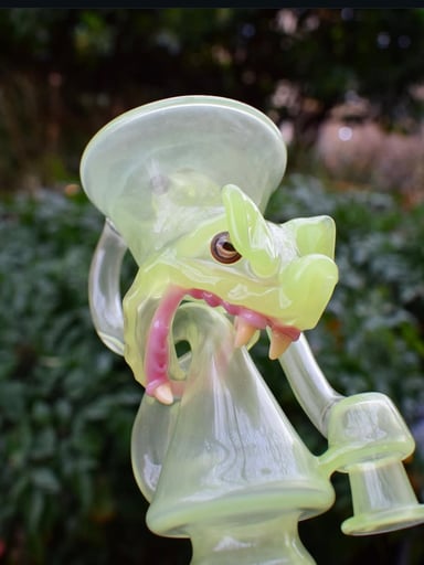 Preview pic of Tron Drain Eater