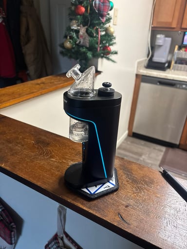 Preview pic of Dr Dabber switch 2