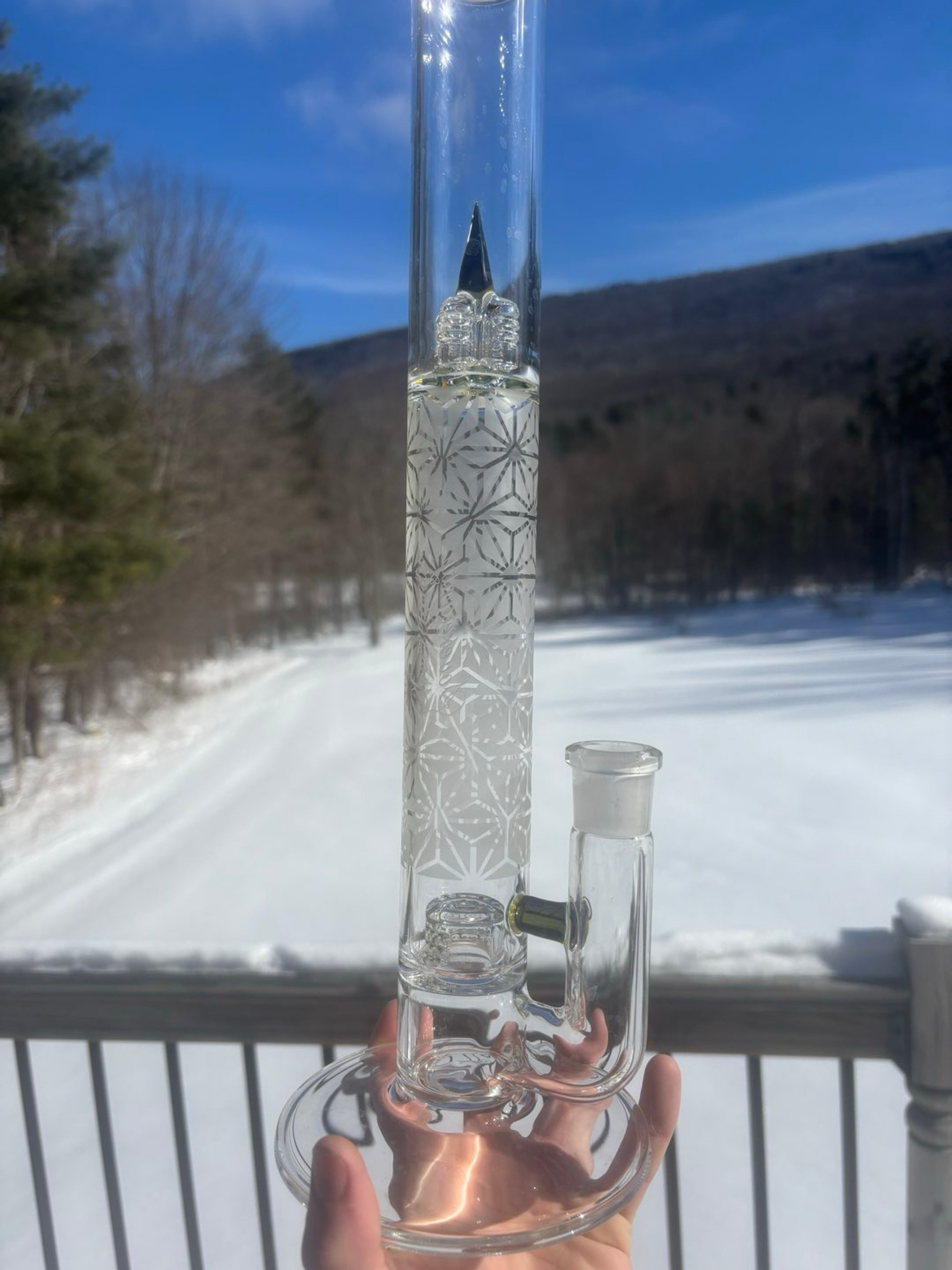 Preview pic of 44 small base grid cap