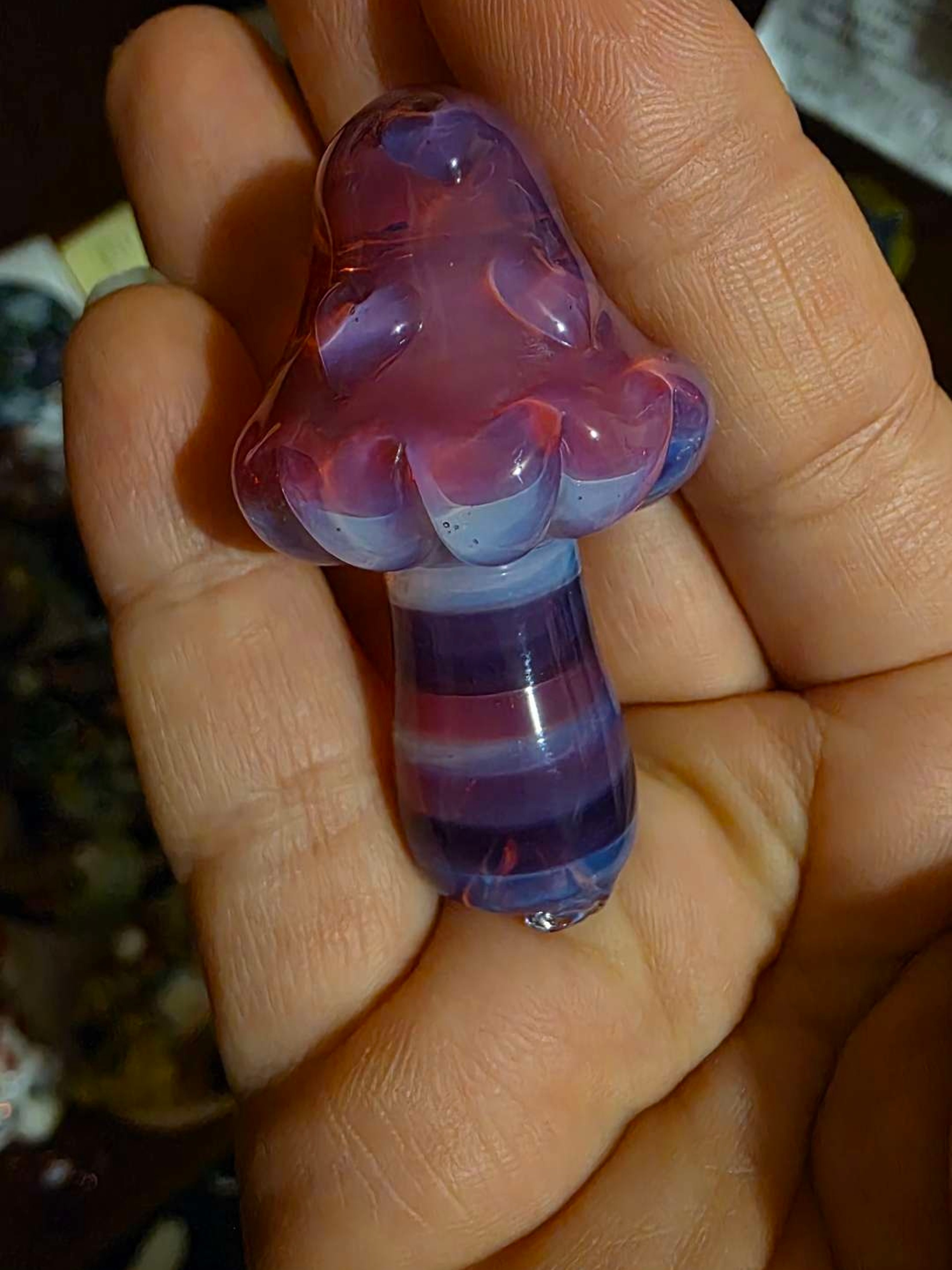 Preview pic of Mushroom pendy with zirconium