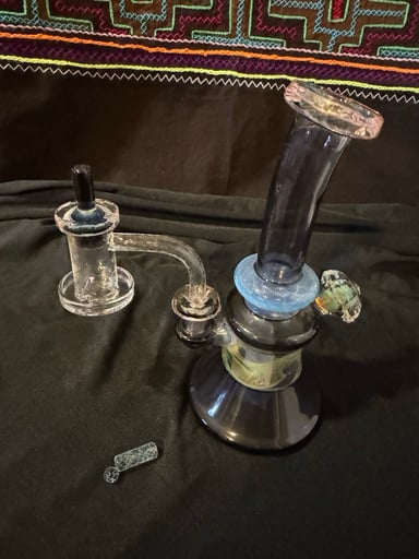 Preview pic of Brick Glass Banger Hanger