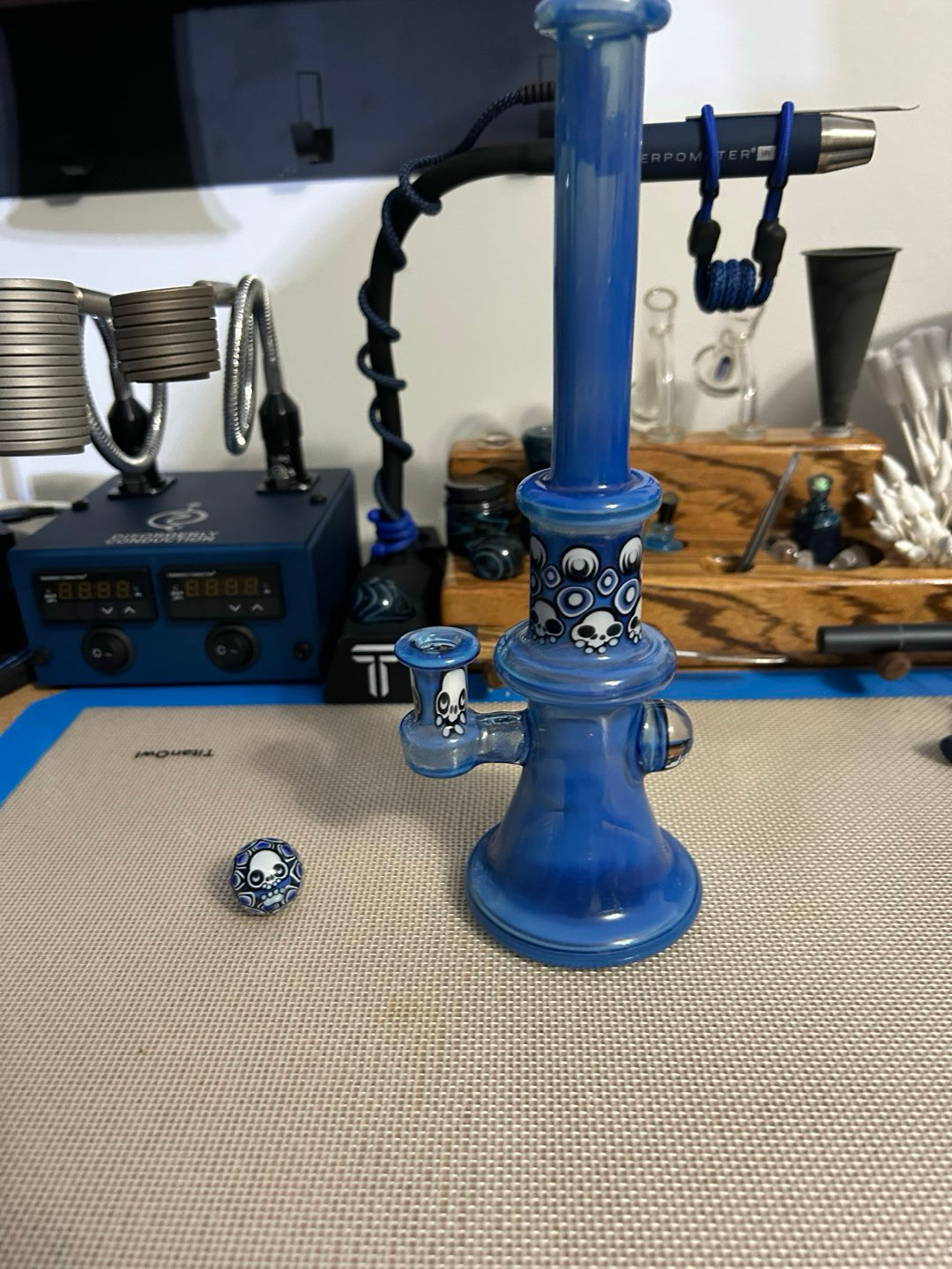 Lil Bear banger hanger with matching mib image 0