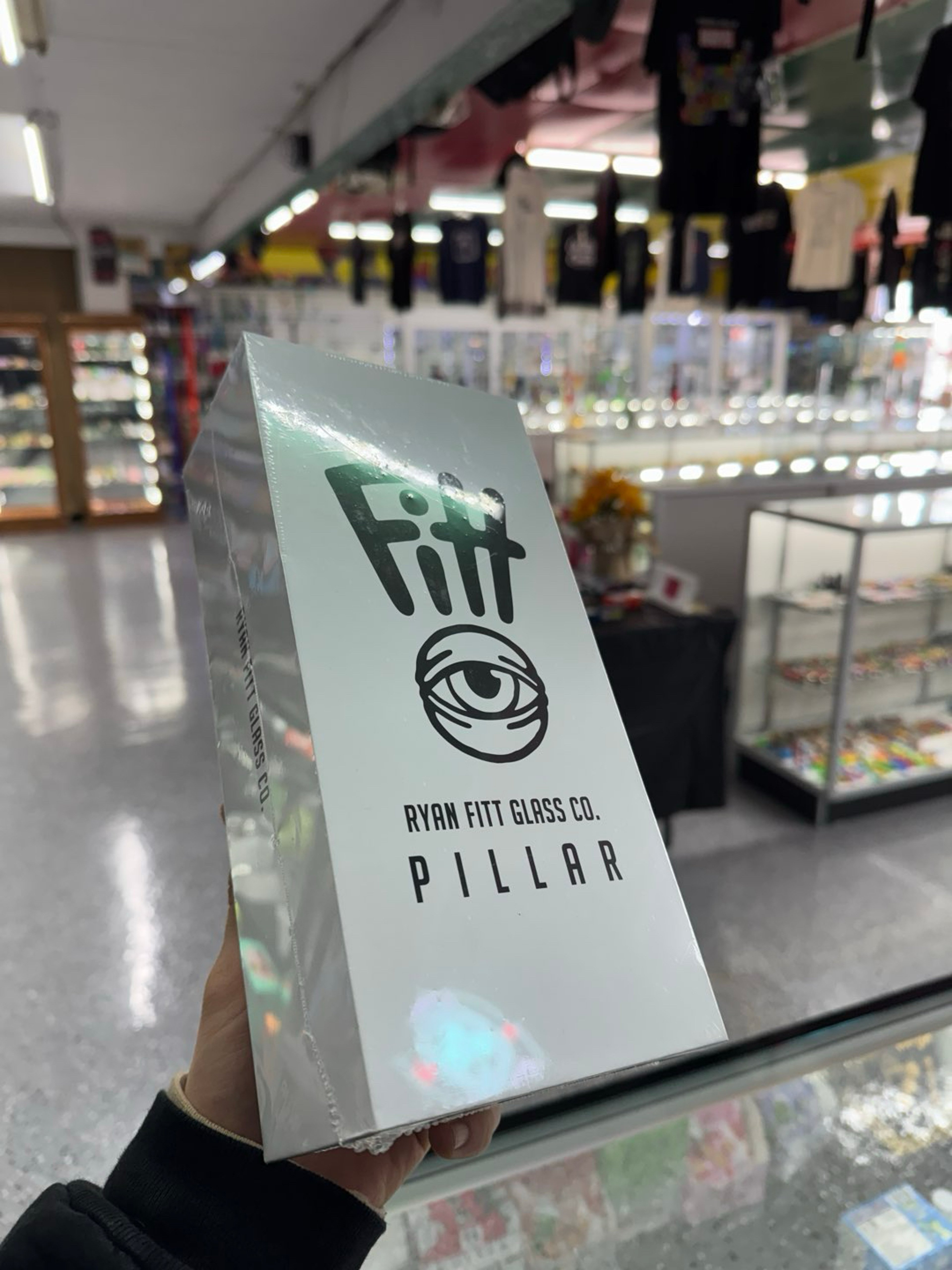 Preview pic of Ryan fit puffco pivot pillar MJ arsenal