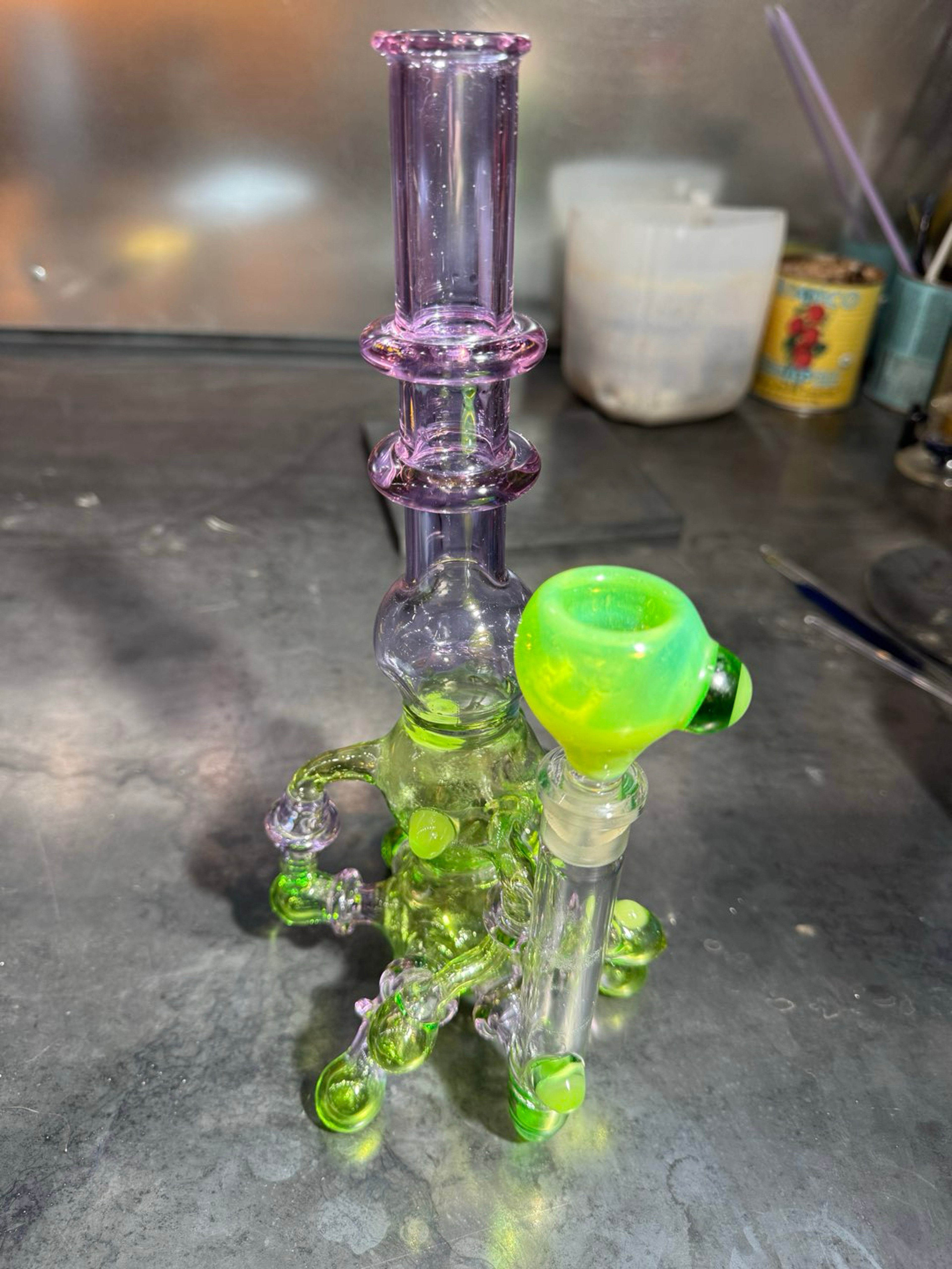 Preview pic of bong green and purple tubing