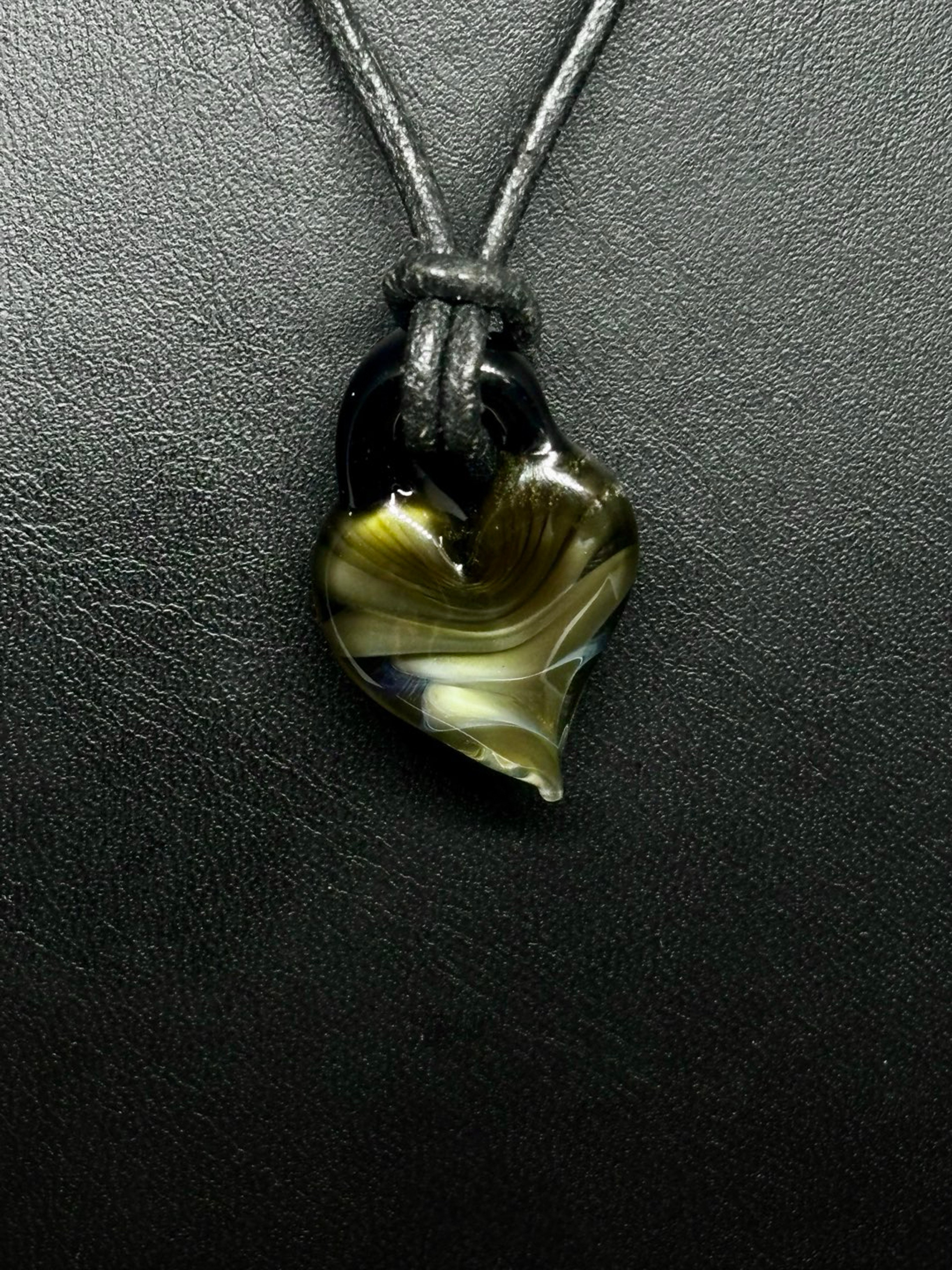 Preview pic of Heart Pendant