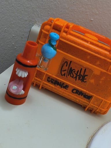 Preview pic of Glasshole crayon 🖍️