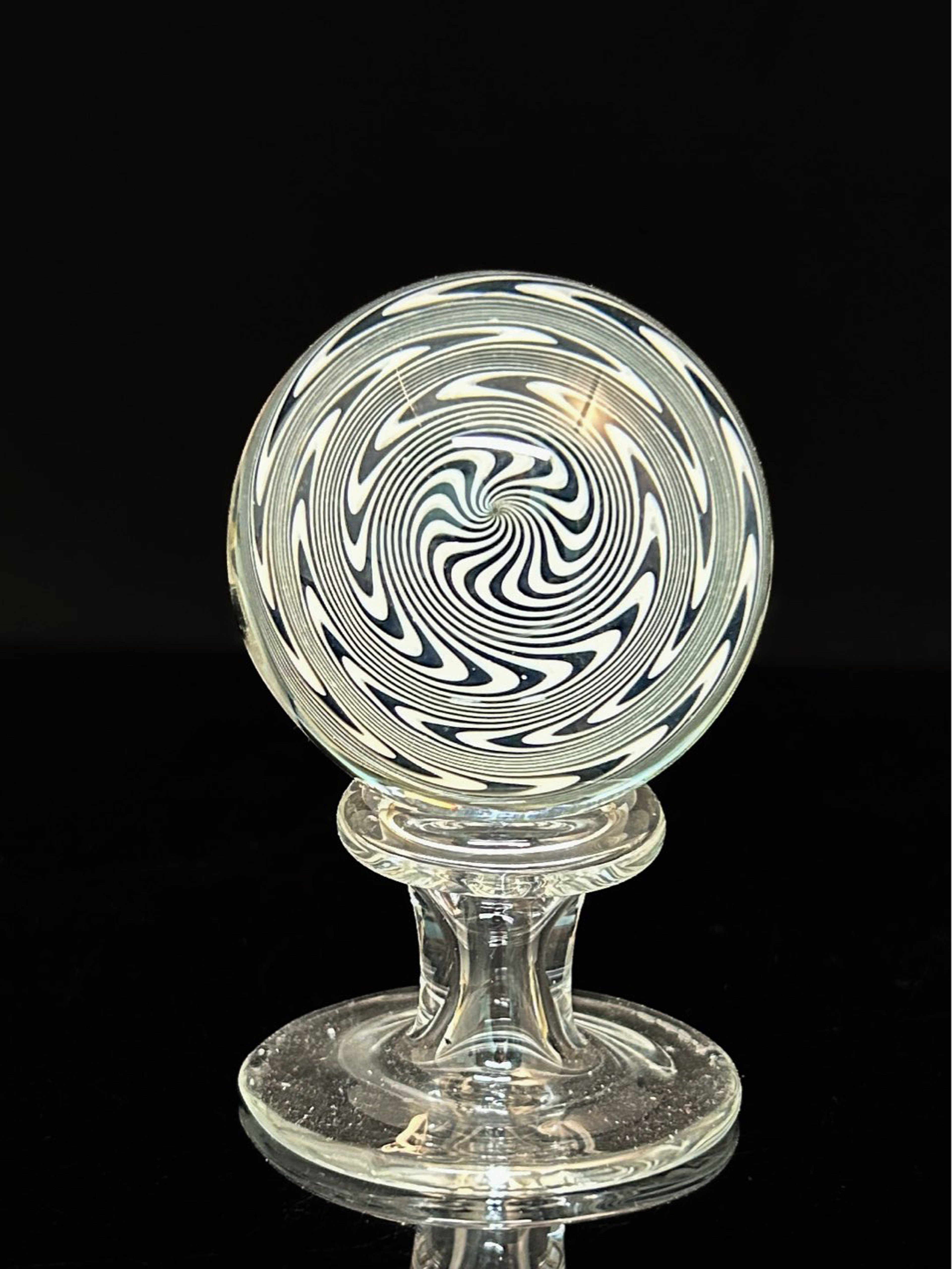 Preview pic of Double image Black and white mib