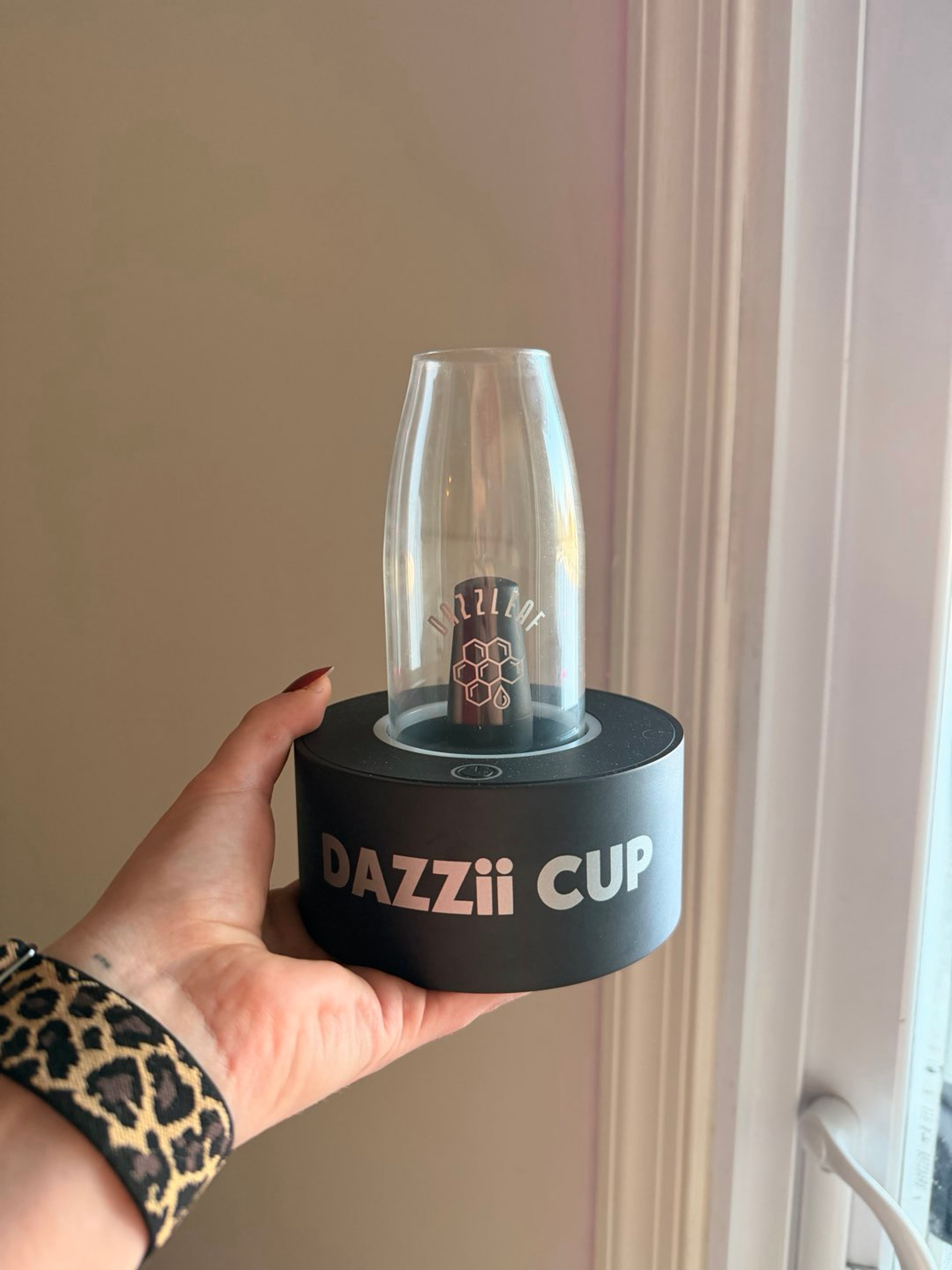 Dazzii cup barely used image 0