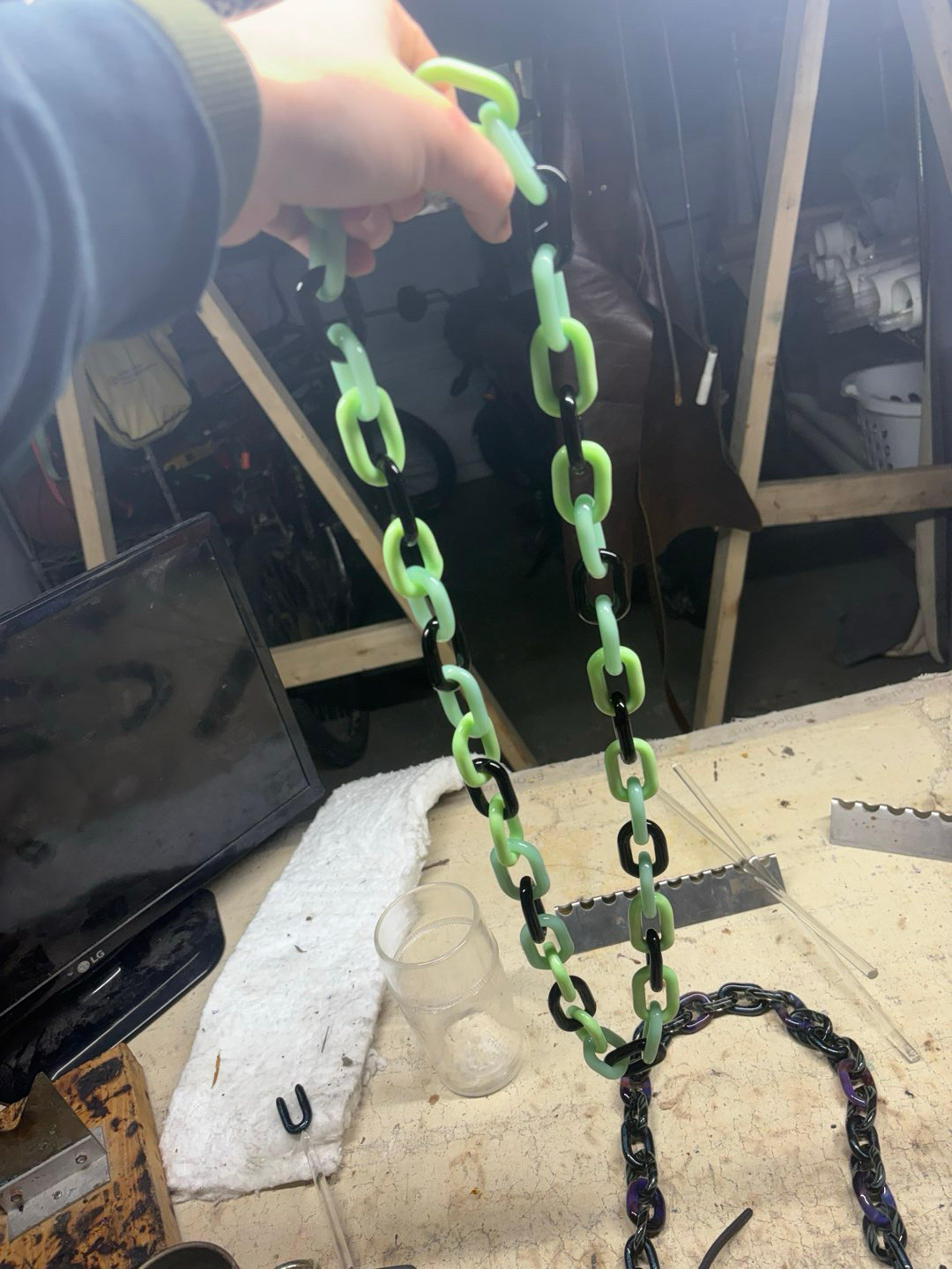 Preview pic of Long chain