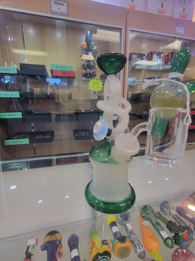 Preview pic of Cambria X Hashbrown Glass