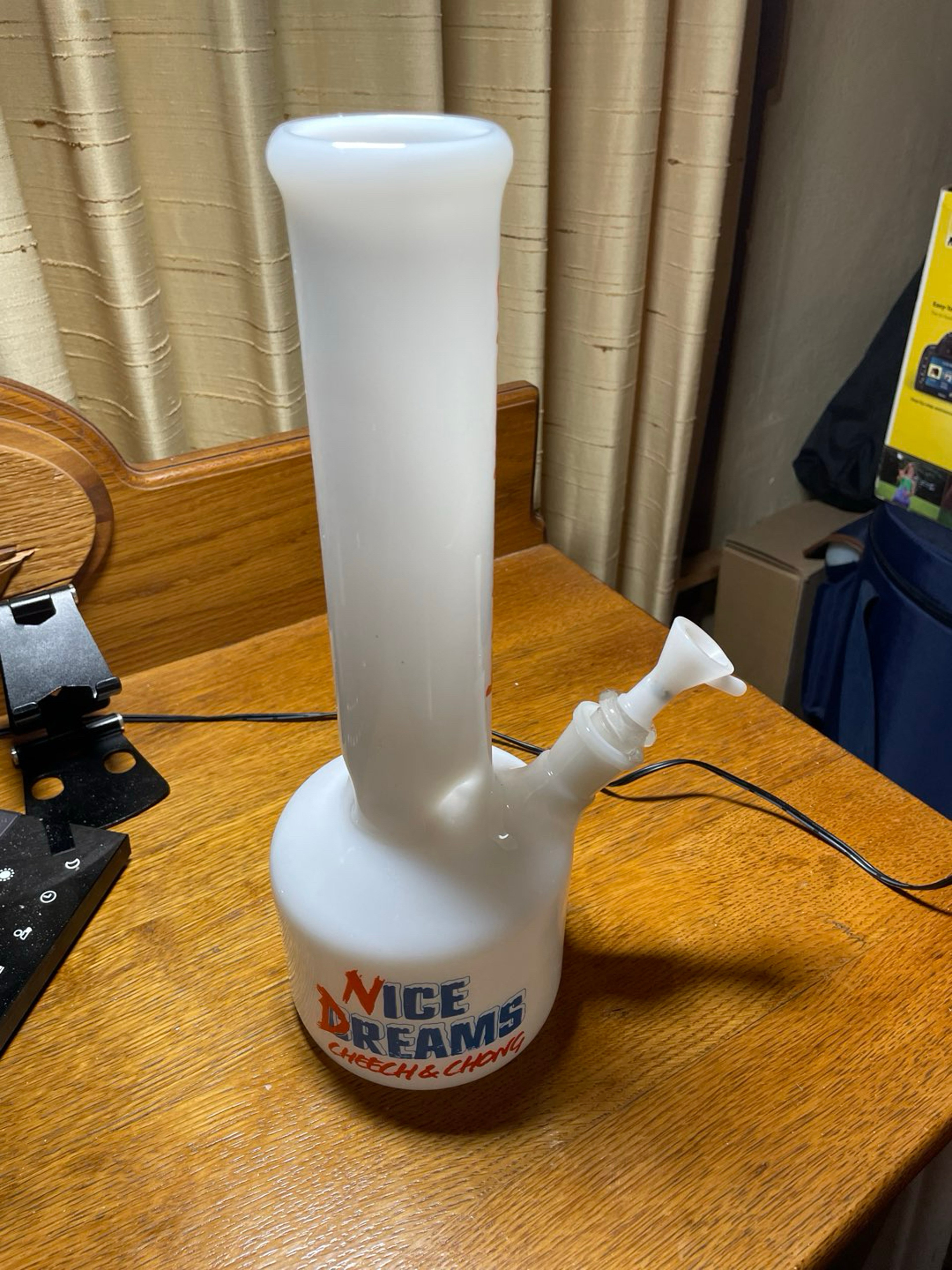 Preview pic of Cheech & Chong 12” Nice Dreams Bong