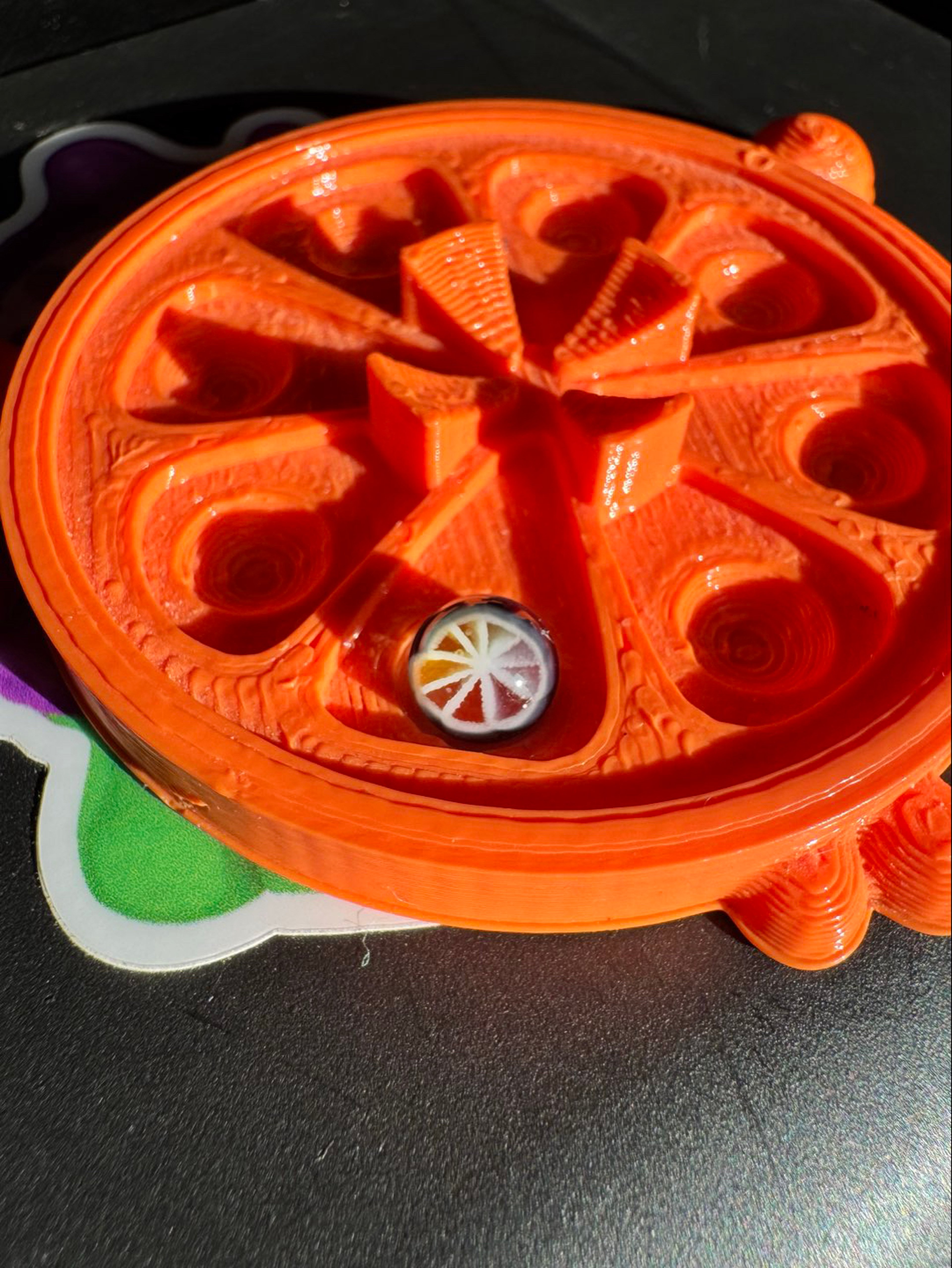 Lyons Rainbow UV slice pearl image 0