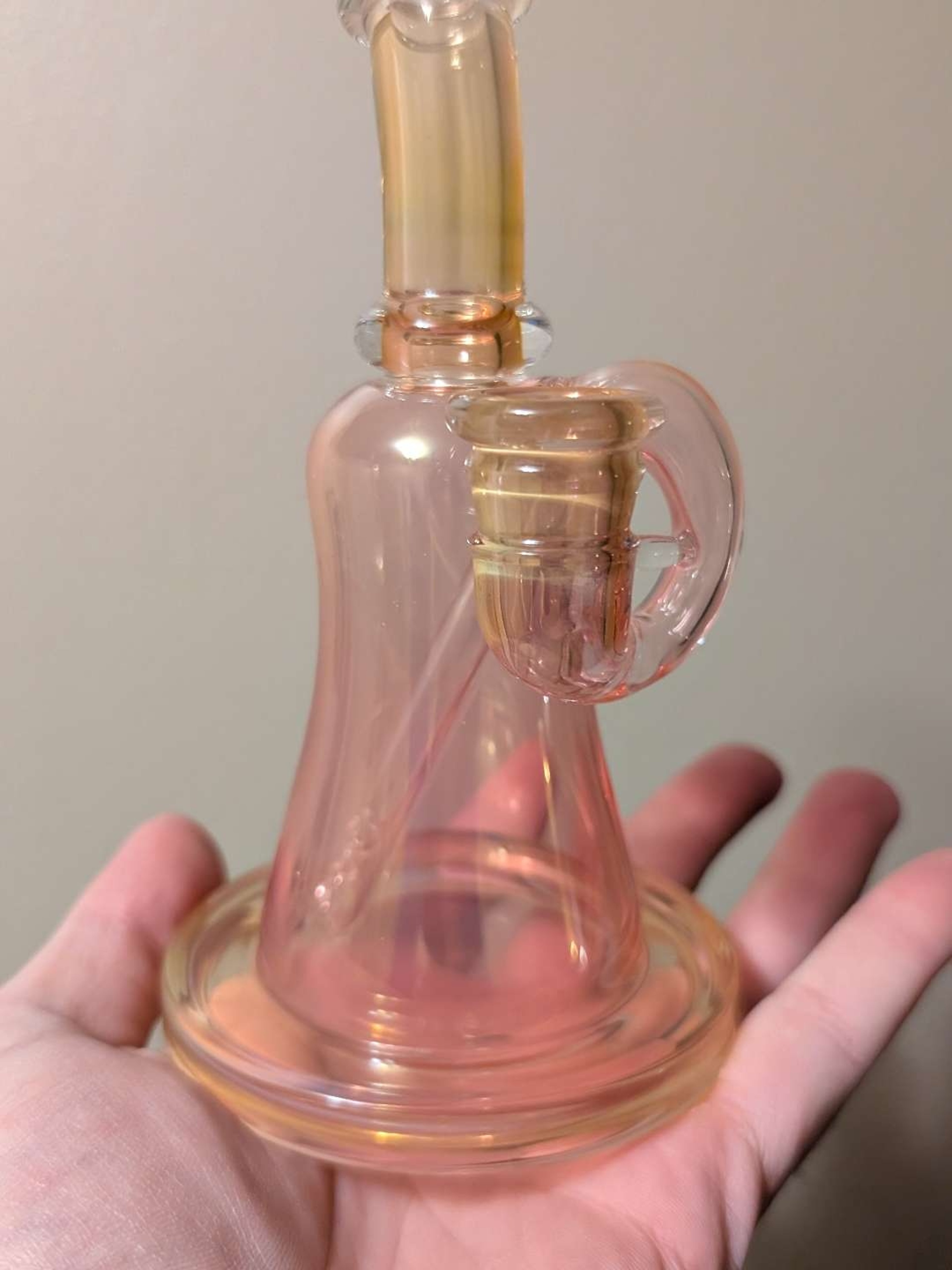 Preview pic of Coyote glass banger hanger