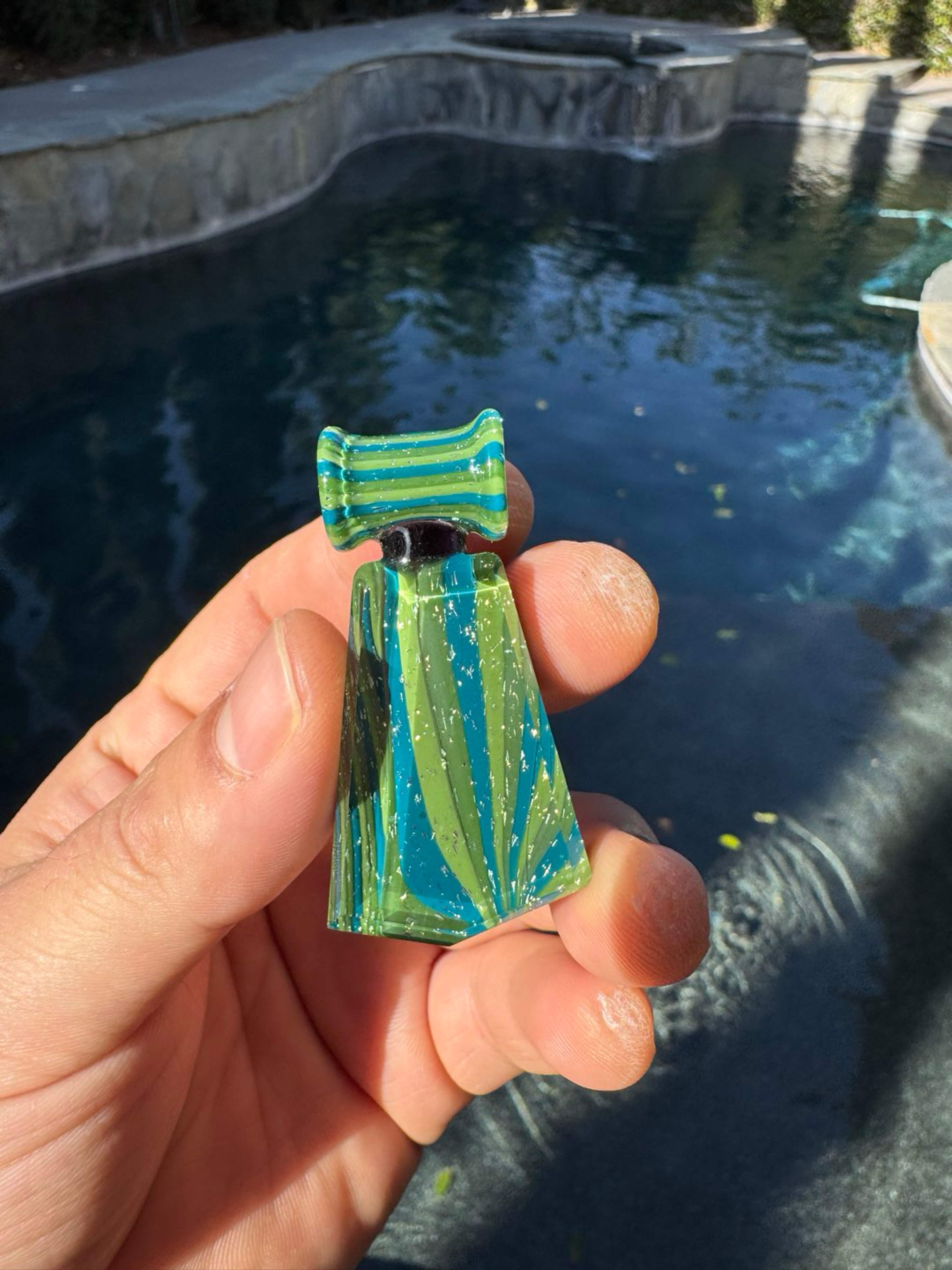 Faceted Darby tablet pendant image 0