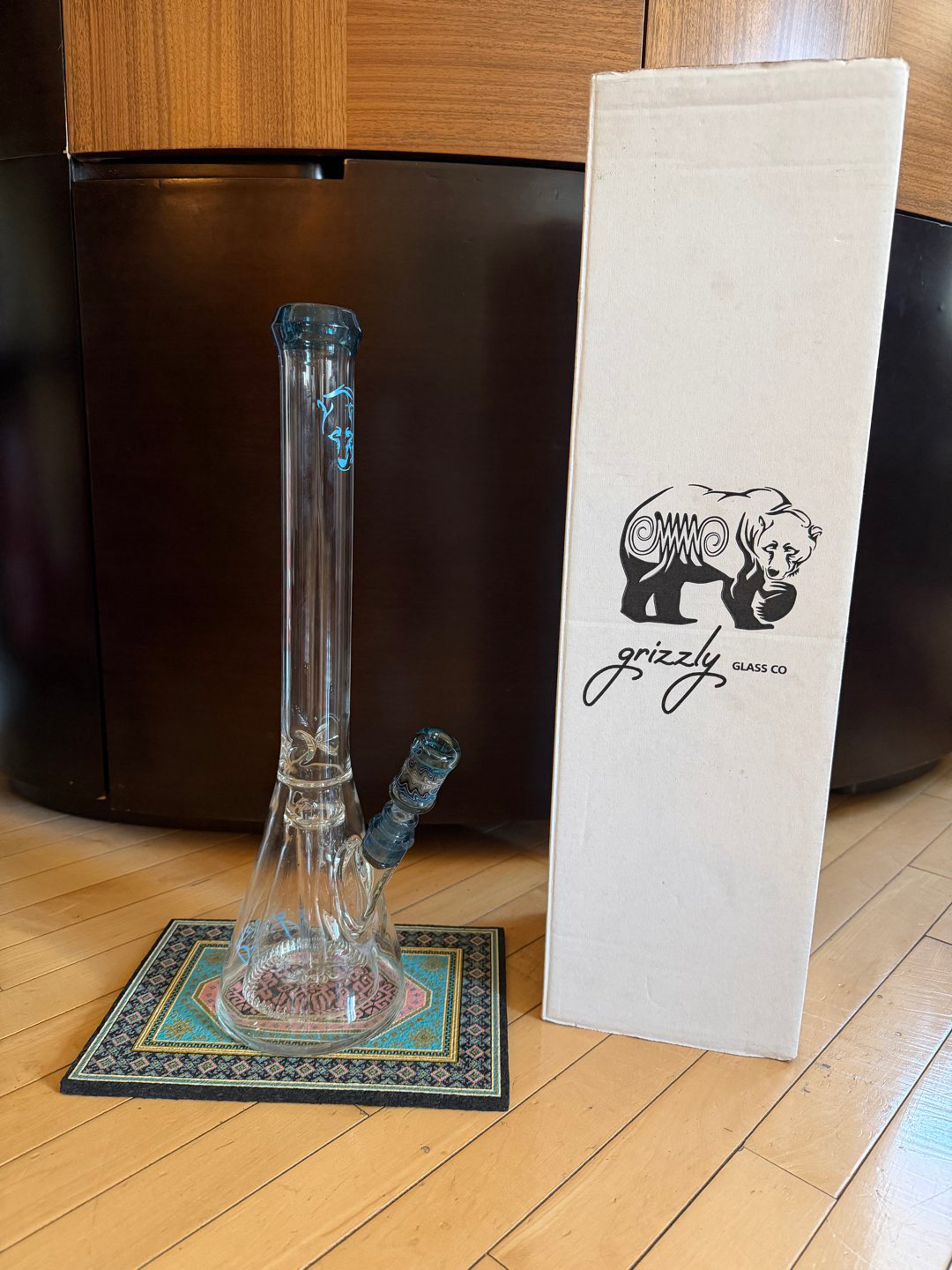 GRIZZLY COLLINS RECYCLER BEAKER image 0