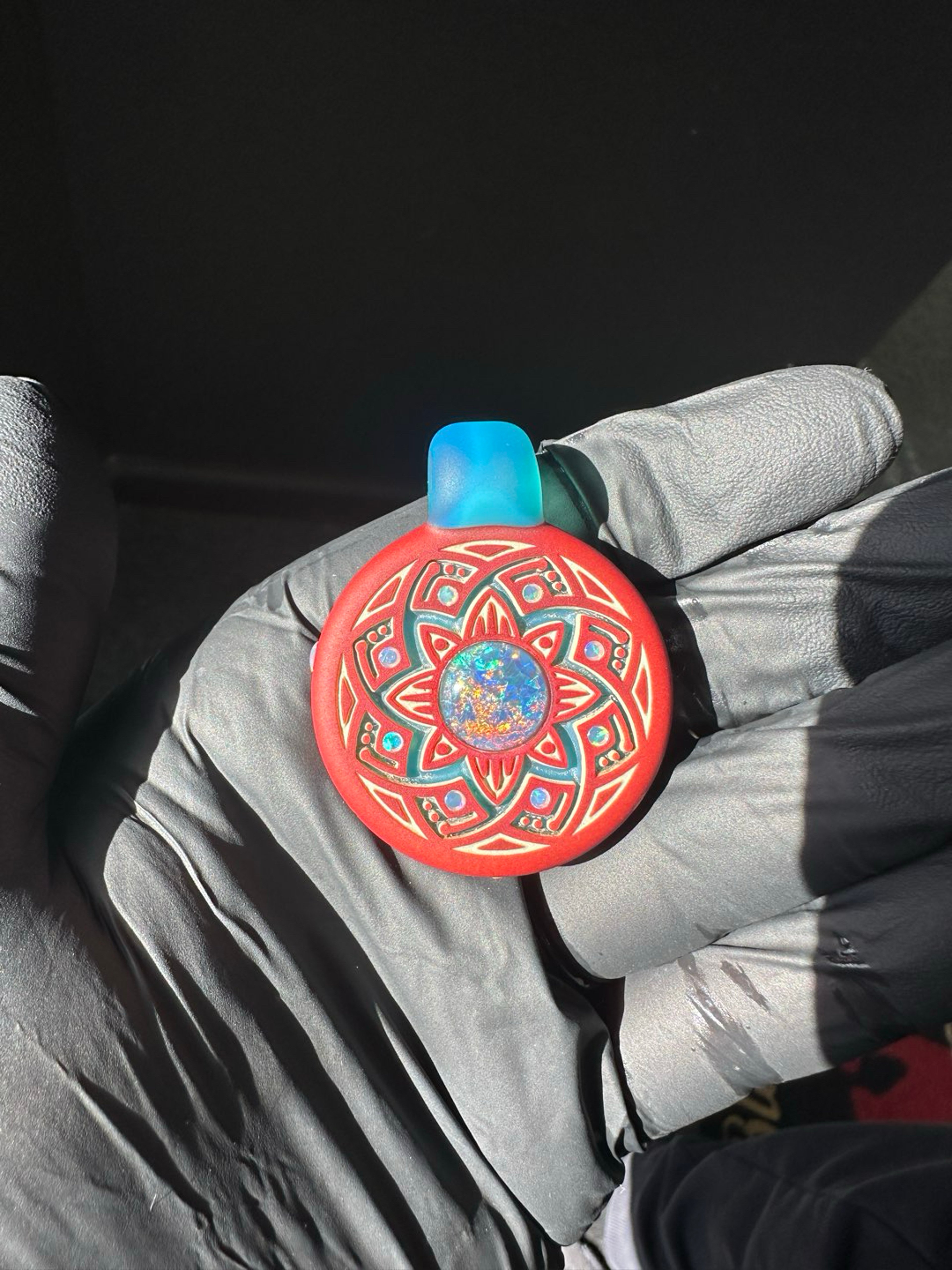 Preview pic of Glassmaze Pendant