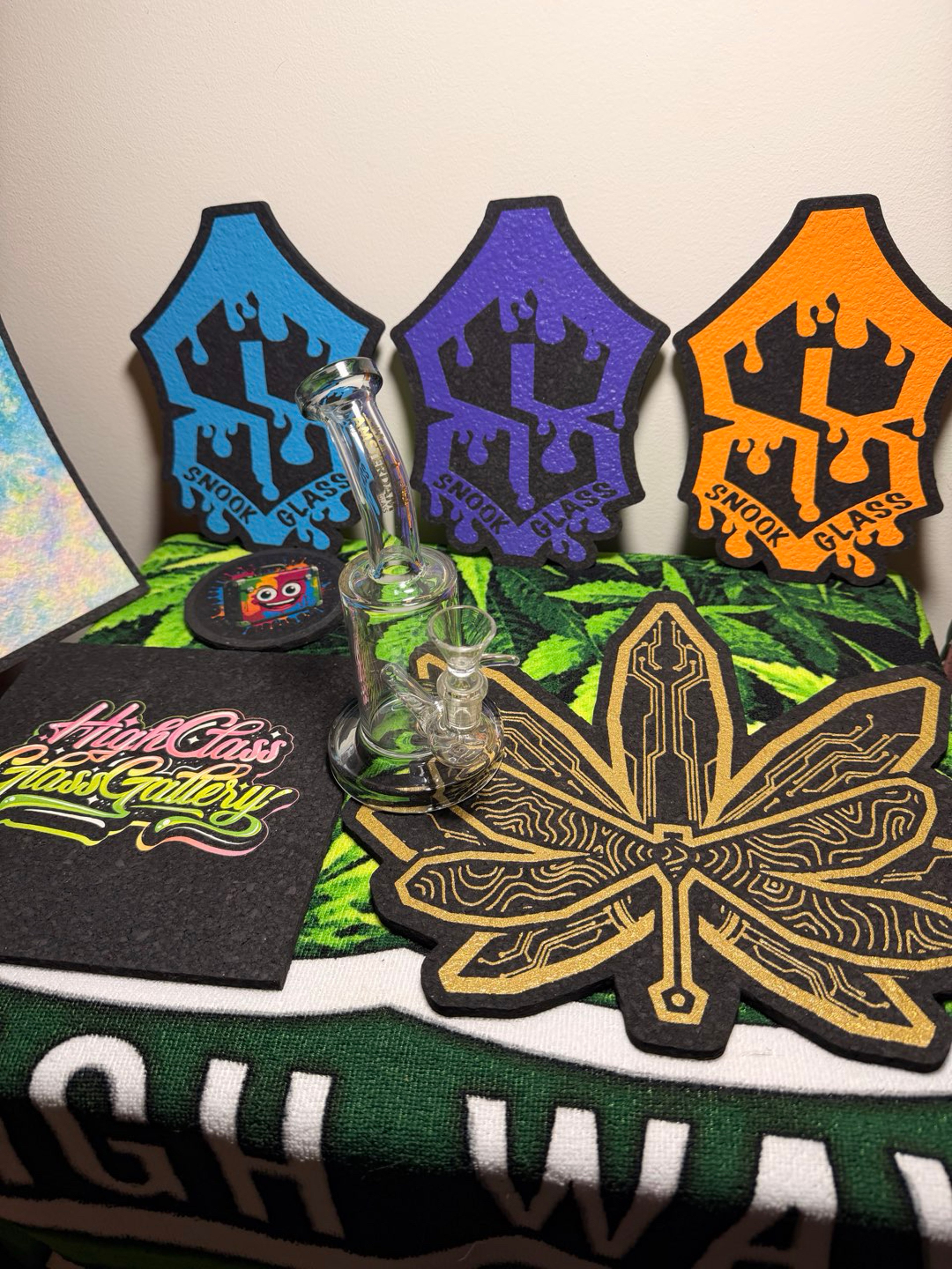 Preview pic of Amsterdam glass