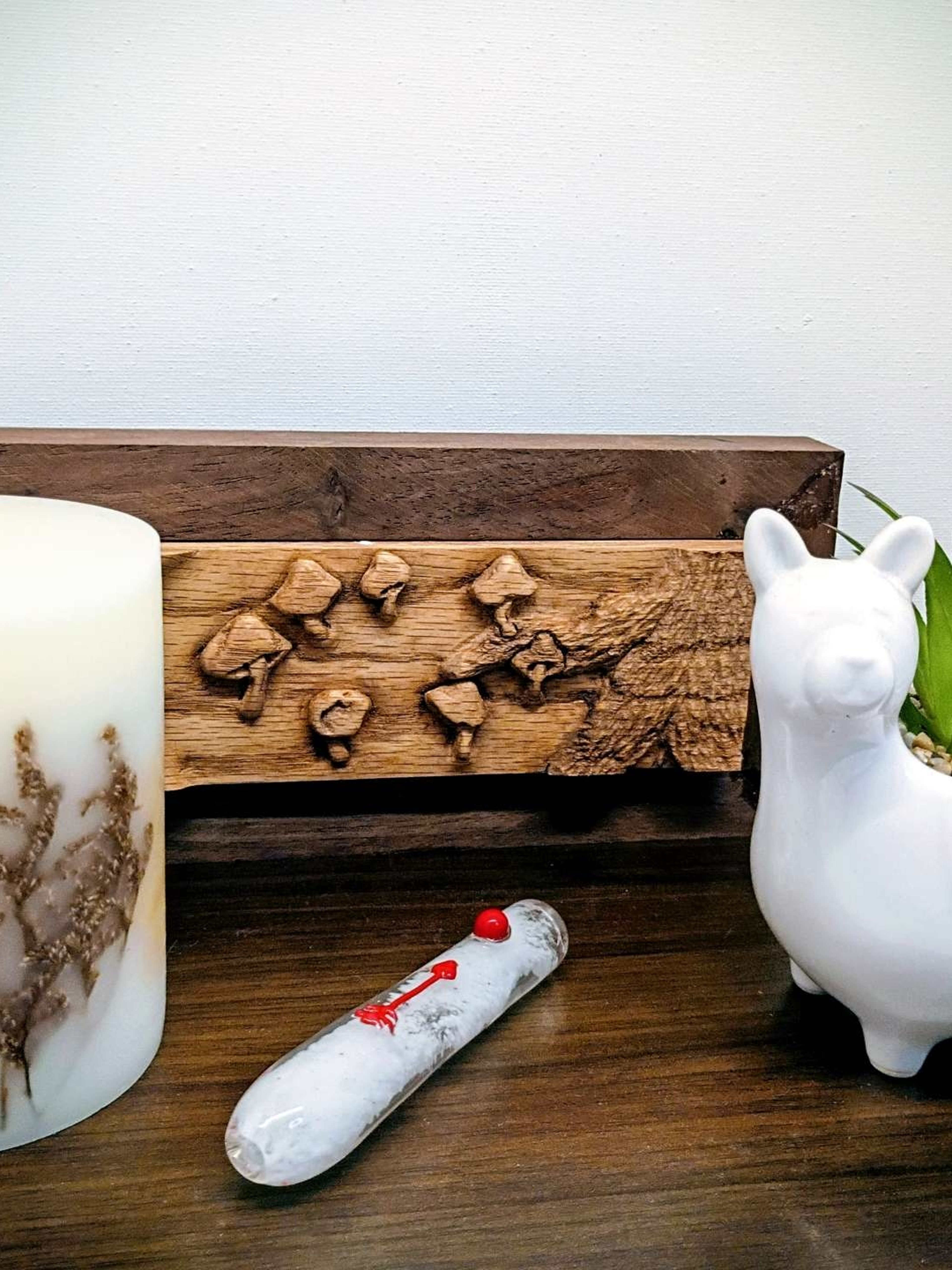 Preview pic of Cupids arrow chillum bat Valentine's Day theme