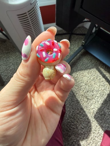 Preview pic of Dani girl glass donut puffco spinner top