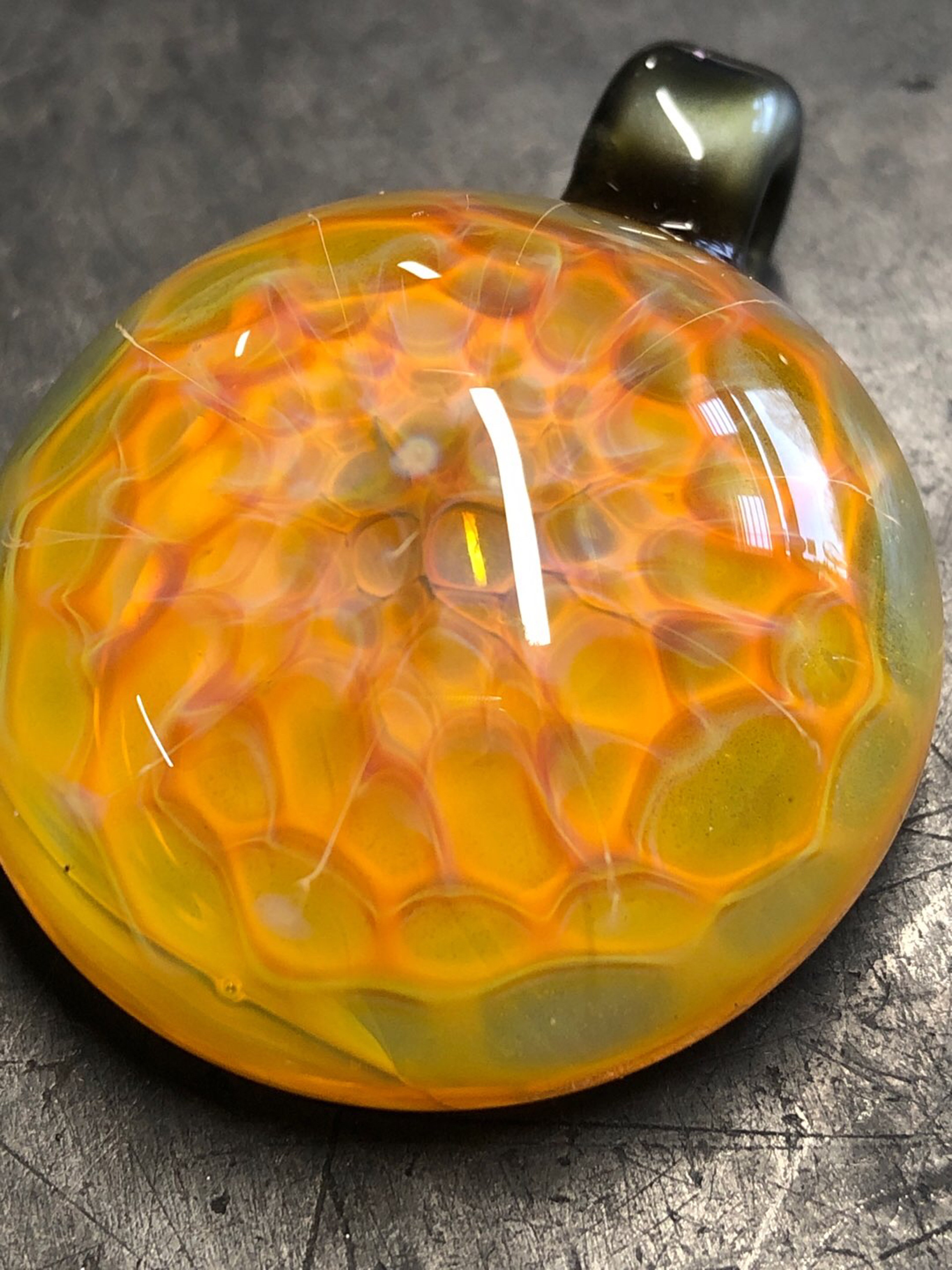 Preview pic of Sliver fume honeycomb pendent